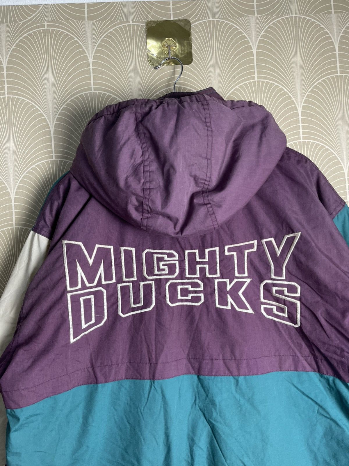NHL 90s THE MIGHTY DUCKS HOODIE ZIPPER JACKET RARE Size US M / EU 48-50 / 2 - 13 Thumbnail