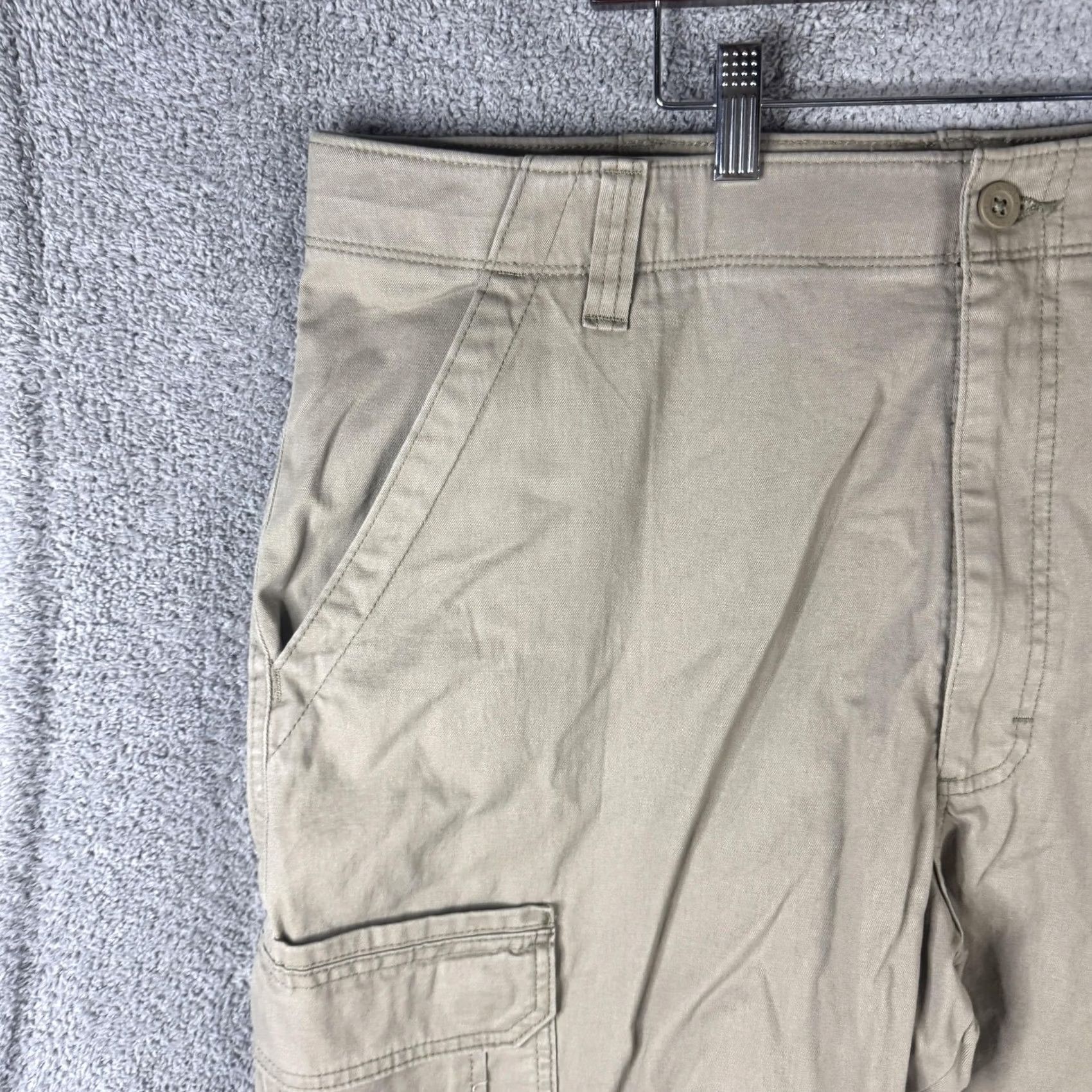 Wrangler Wrangler Cargo Pants Mens 40x30 Beige ATG All Terrain Gear Stretch Outdoor Size US 40 / EU 56 - 2 Thumbnail