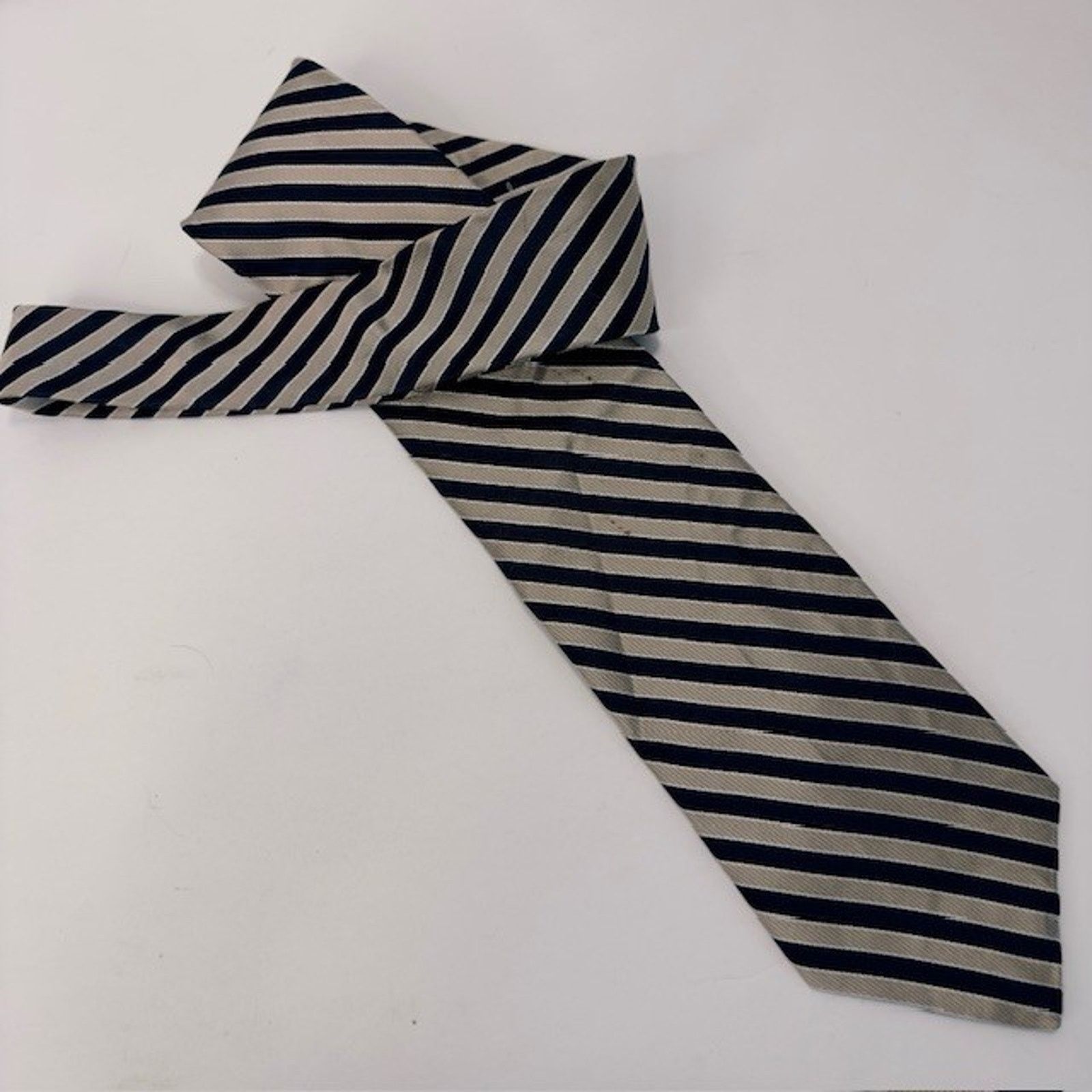 Nautica NAUTICA Men's 100% Silk Wide tie Striped Gold/Black 59 1/2" Size ONE SIZE - 7 Thumbnail