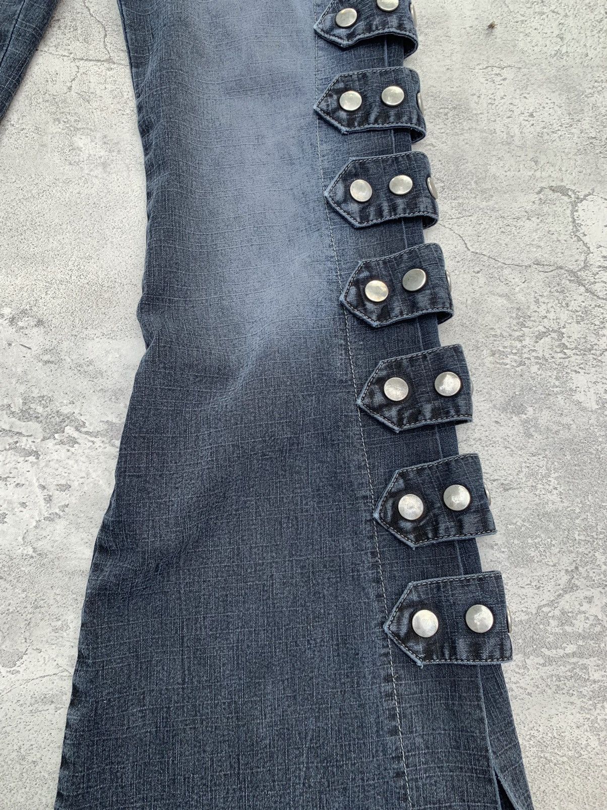 If Six Was Nine SEDUCTION flare jeans Size US 29 - 2 Thumbnail