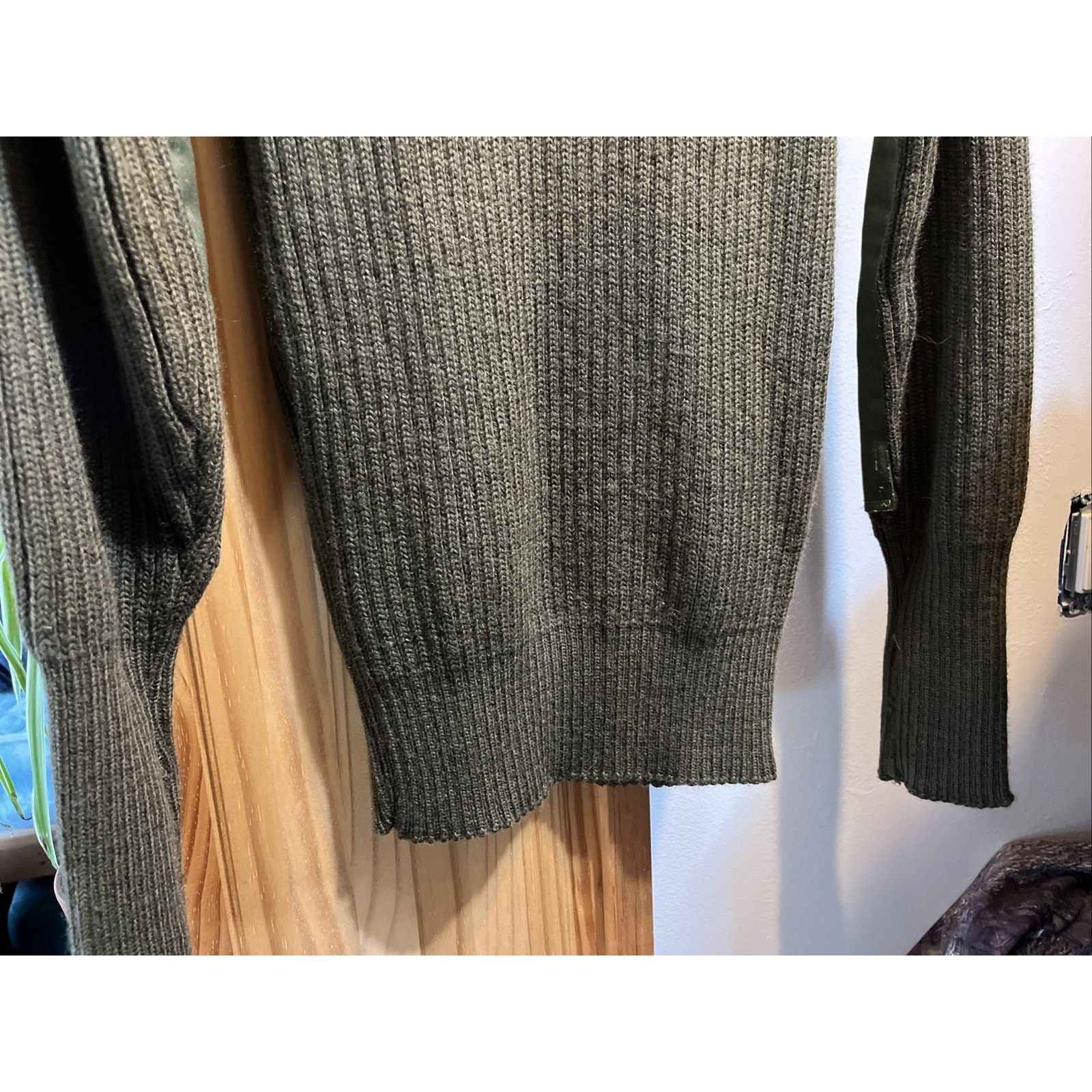 Other Military Issue Jack Young Inc Wool Sweater Green USMC Sz 42 Size US M / EU 48-50 / 2 - 5 Thumbnail