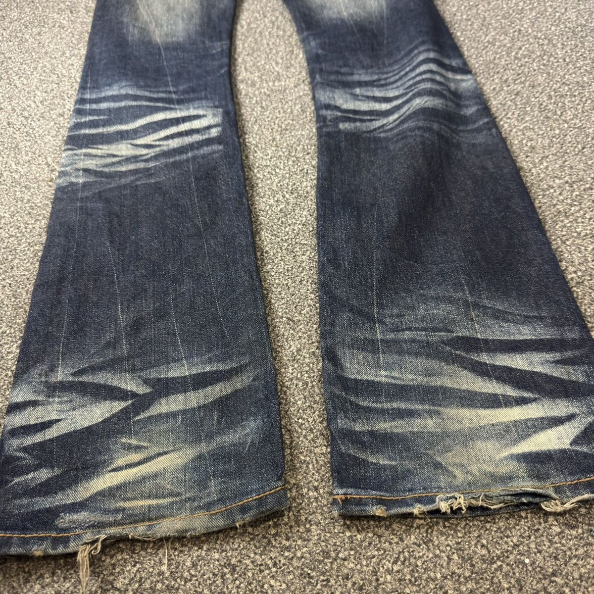 Le Grande Bleu (L.G.B.) Flared Whisker Pure Paradise Distressed Jeans Y2k Archive Size US 28 / EU 44 - 10 Thumbnail
