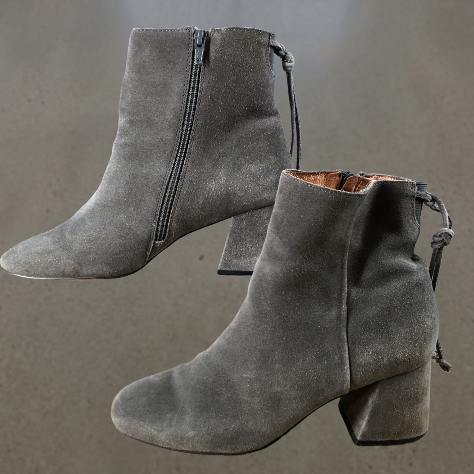 Vintage Corso Como Boots Womens 9.5 M Casual Side Zip Ankle Bootie Gray Suede Heels Size US 10 / IT 40 - 1 Thumbnail