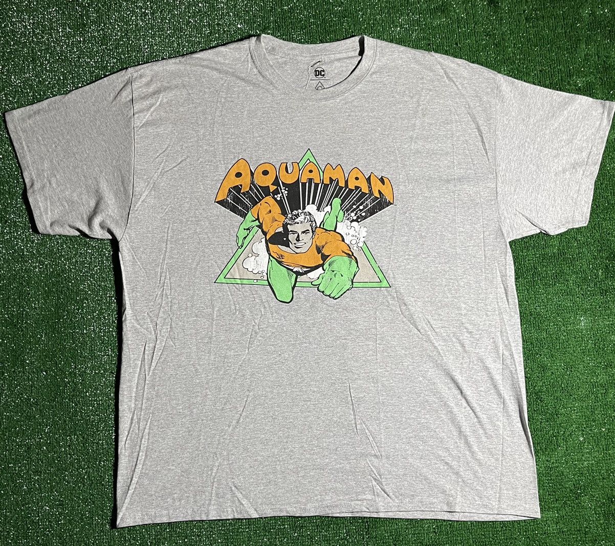 Vintage DC’s ‘Aquaman’ T-shirt Size US XXL / EU 58 / 5 - 1 Thumbnail