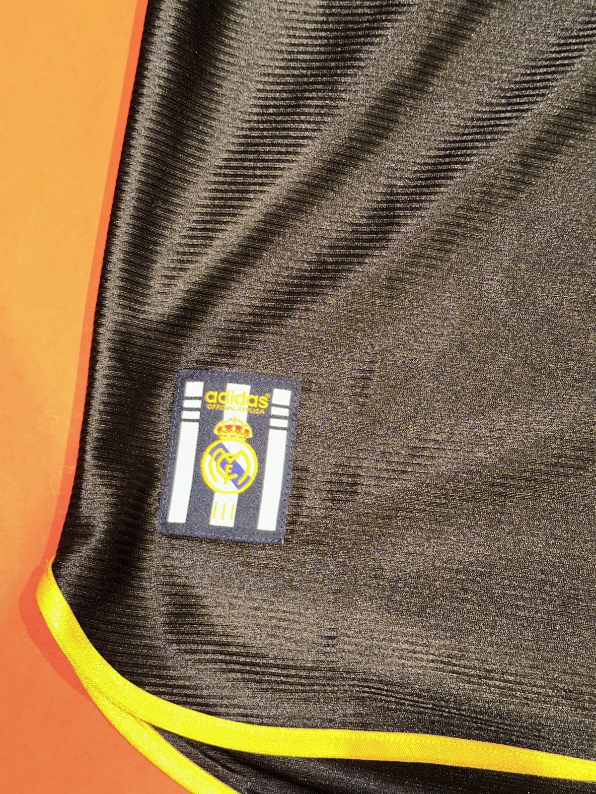 Adidas Adidas Real Madrid 99/00 Away Jersey Soccer Shirt Men Small Size US S / EU 44-46 / 1 - 5 Thumbnail