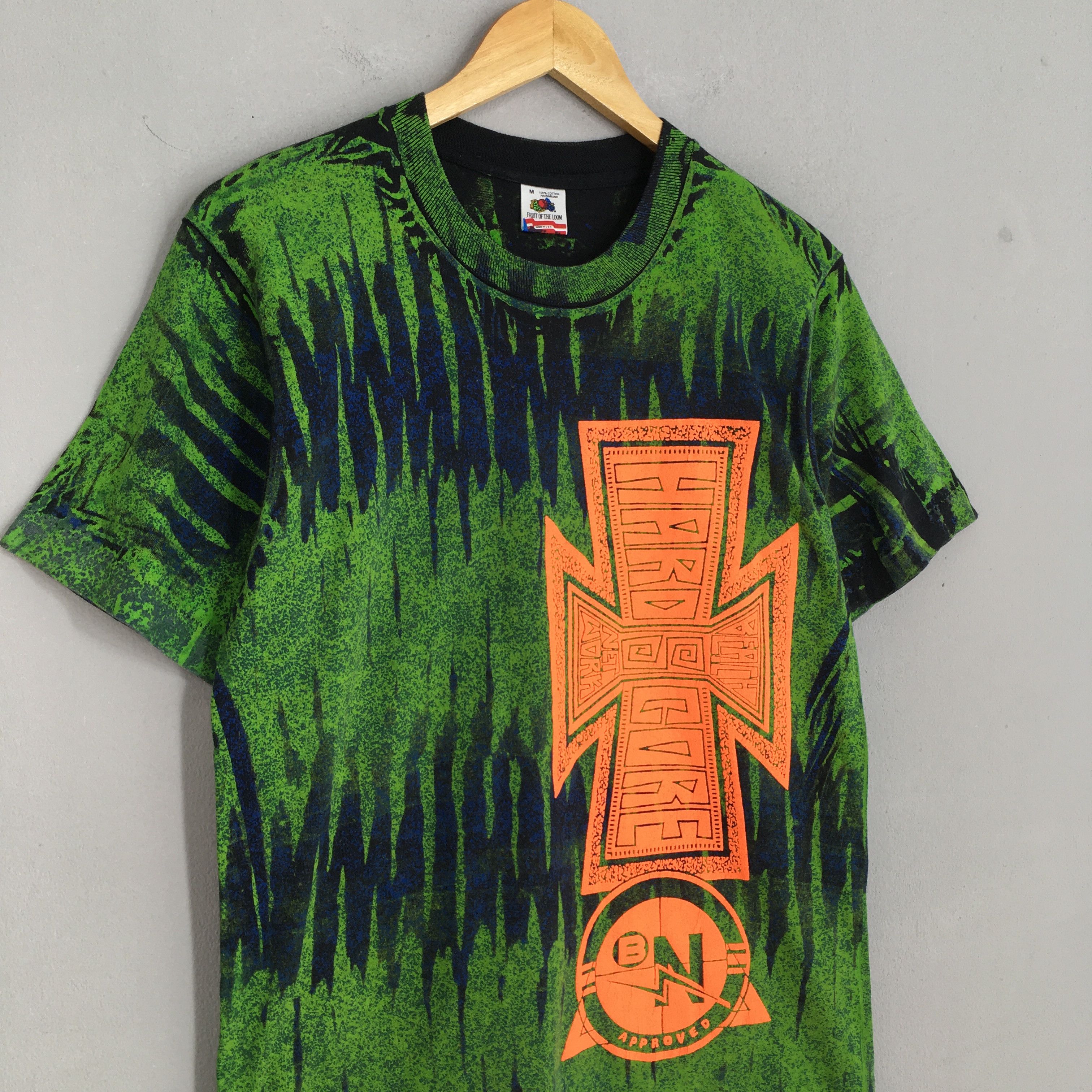 Fruit Of The Loom Vintage Hardcore Surfing Wave Surfboarding Tshirt Medium Size US M / EU 48-50 / 2 - 3 Thumbnail