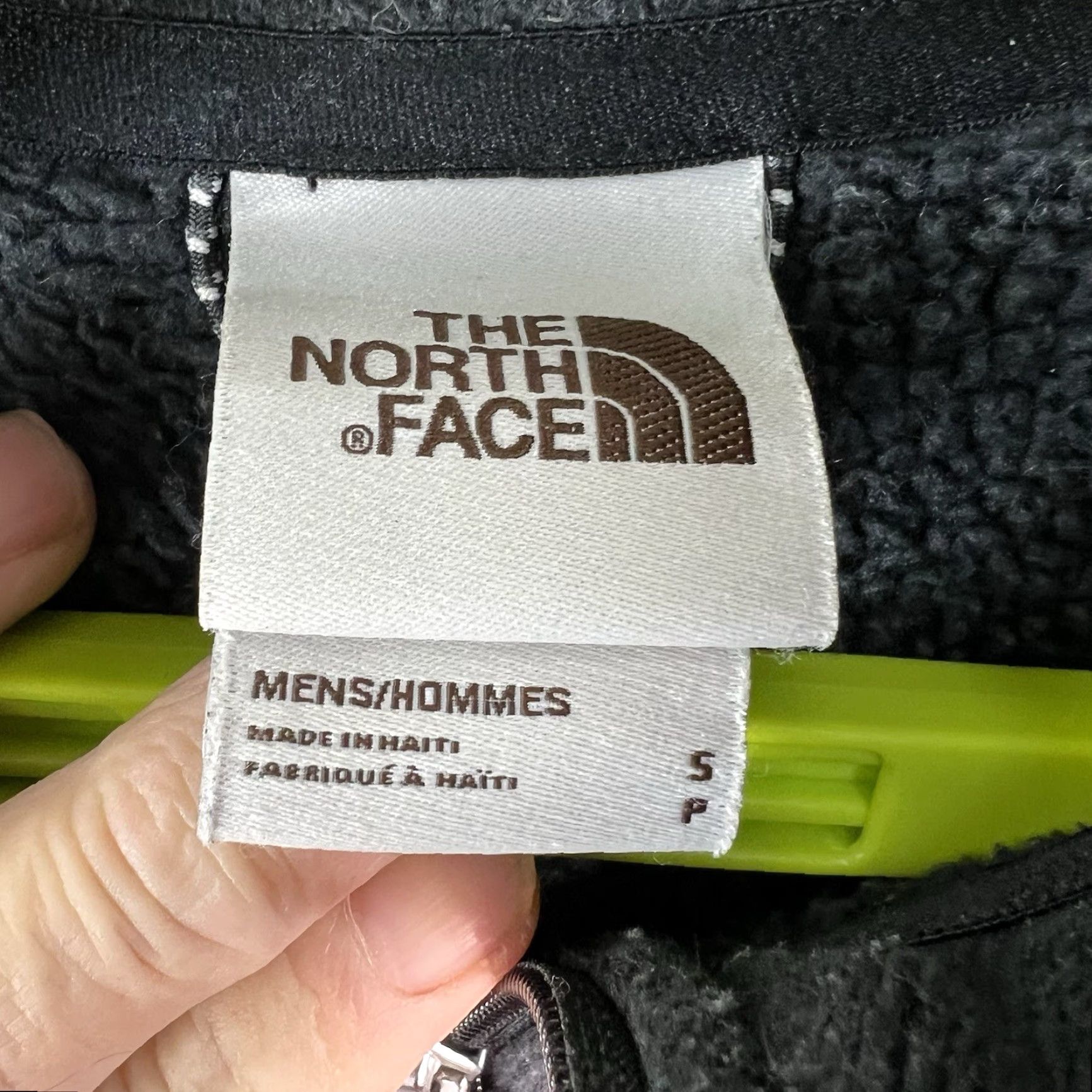 The North Face The North Face Sweatshirt Men’s Size S Gray Pocket Quarter Zip Fleece Size US S / EU 44-46 / 1 - 4 Thumbnail