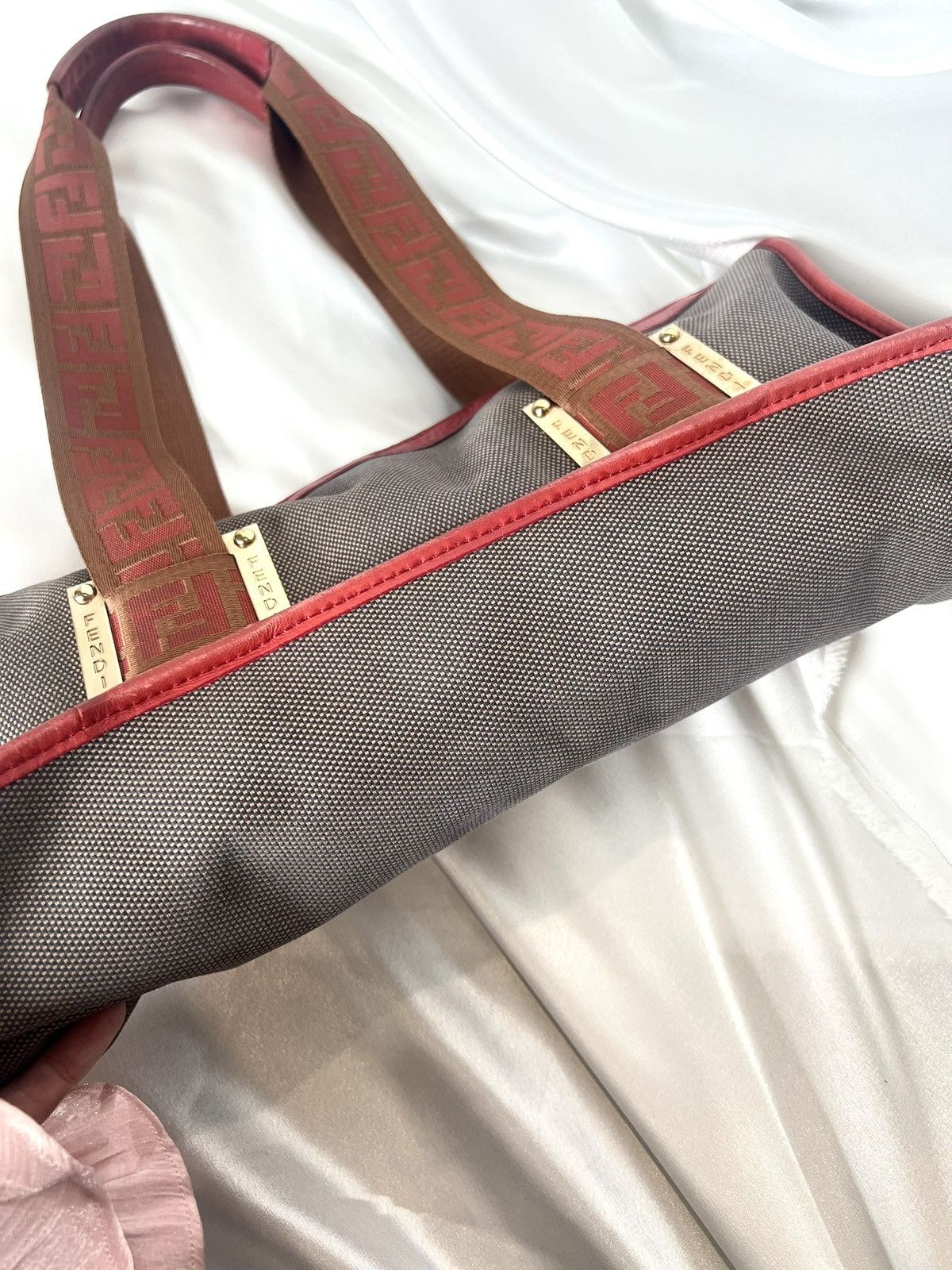 Fendi Fendi Zucca Canvas Tote – Red Trim Edition Size ONE SIZE - 8 Thumbnail