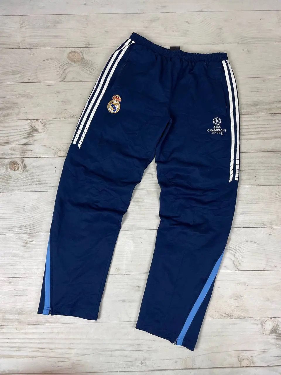 Adidas Vintage Adidas Real Madrid UCL Training Football Pants 00s Size US 34 / EU 50 - 1 Thumbnail