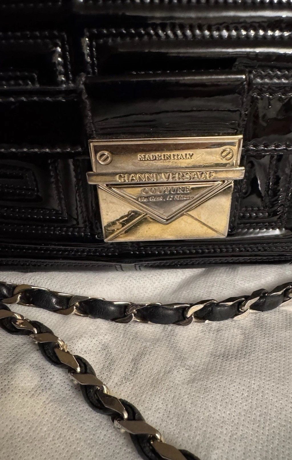 Versace Gianni Versace Couture Quilted Patent Leather Shoulder Bag Size ONE SIZE - 17 Thumbnail