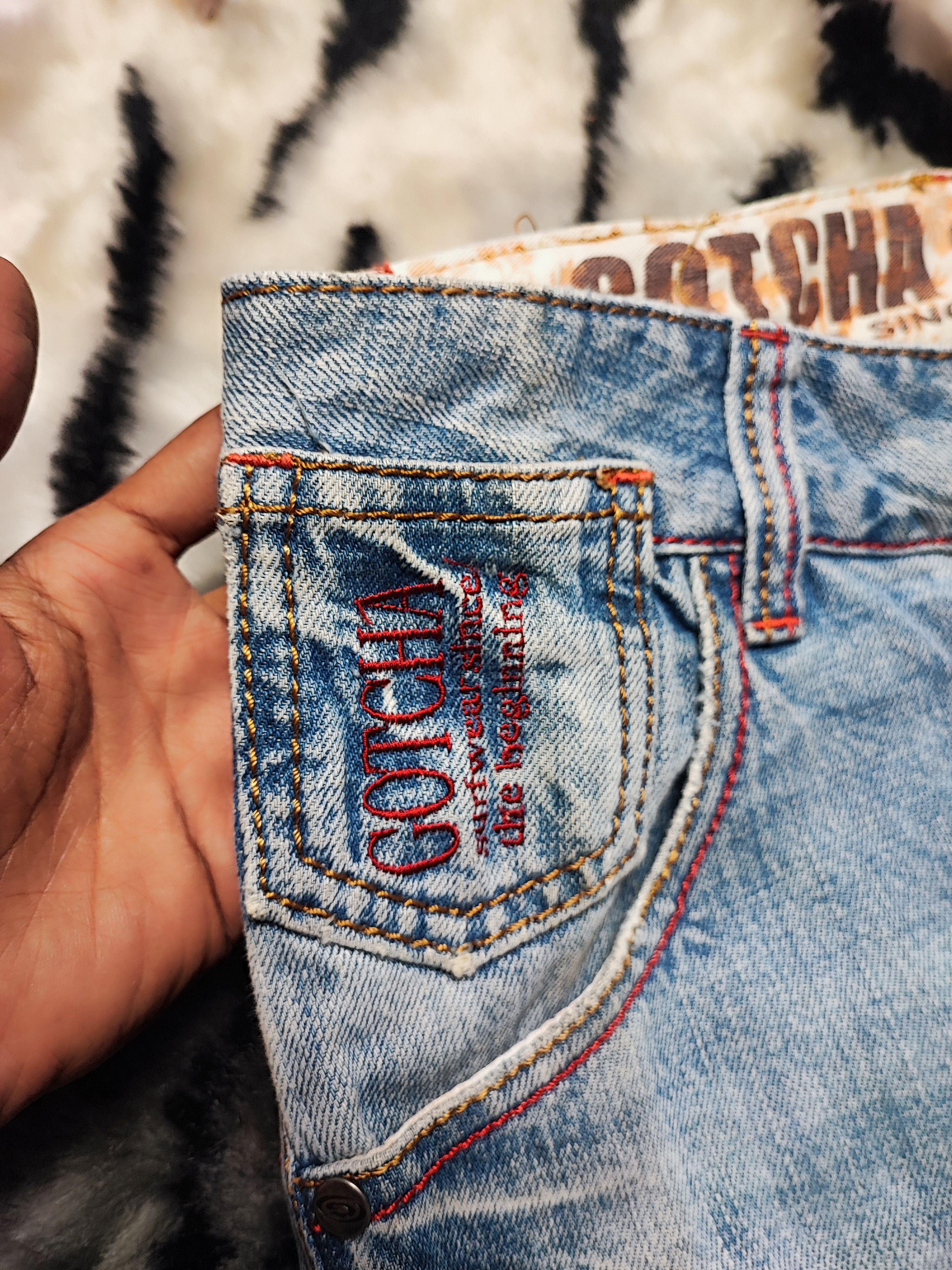 Gotcha Gotcha relaxed fit light wash denim jeans distressed patches Size US 32 / EU 48 - 7 Thumbnail