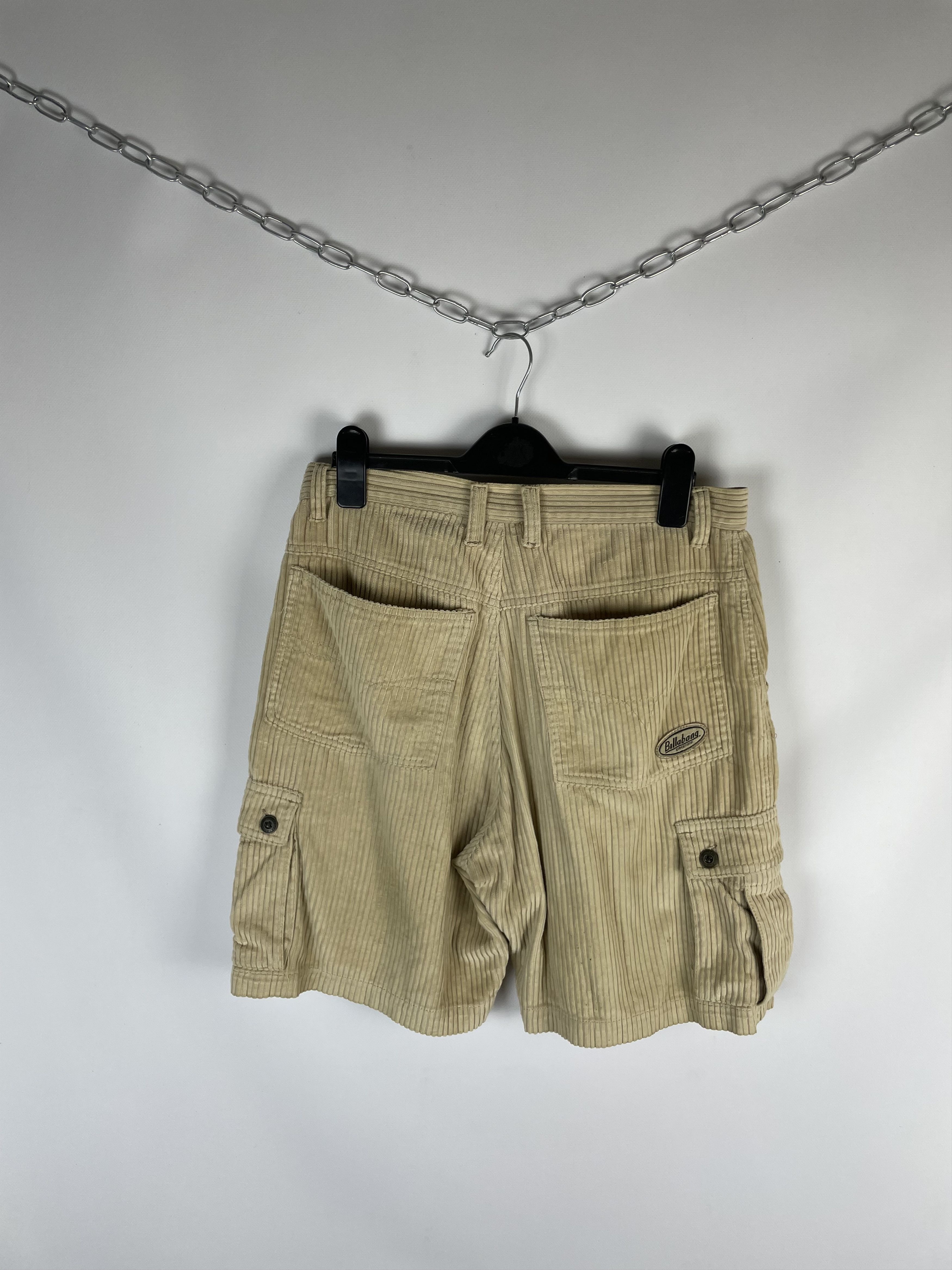Billabong Vintage Billabong Corduroy Shorts Size US 30 / EU 46 - 7 Thumbnail