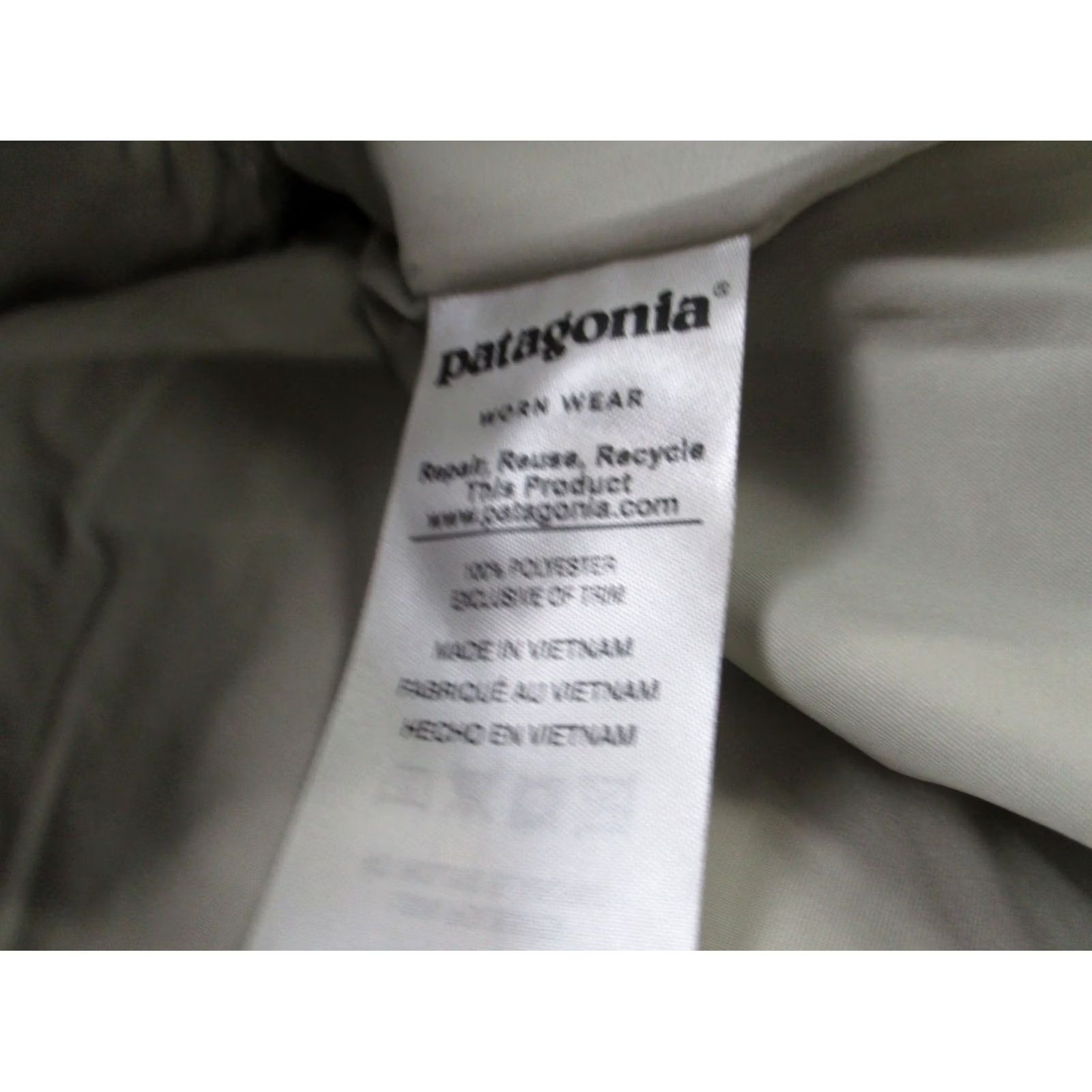 Patagonia Patagonia Vest Jacket Women M Beige Fleece Logo Outdoor Sleeveless Zip Pockets Size M / US 6-8 / IT 42-44 - 7 Thumbnail
