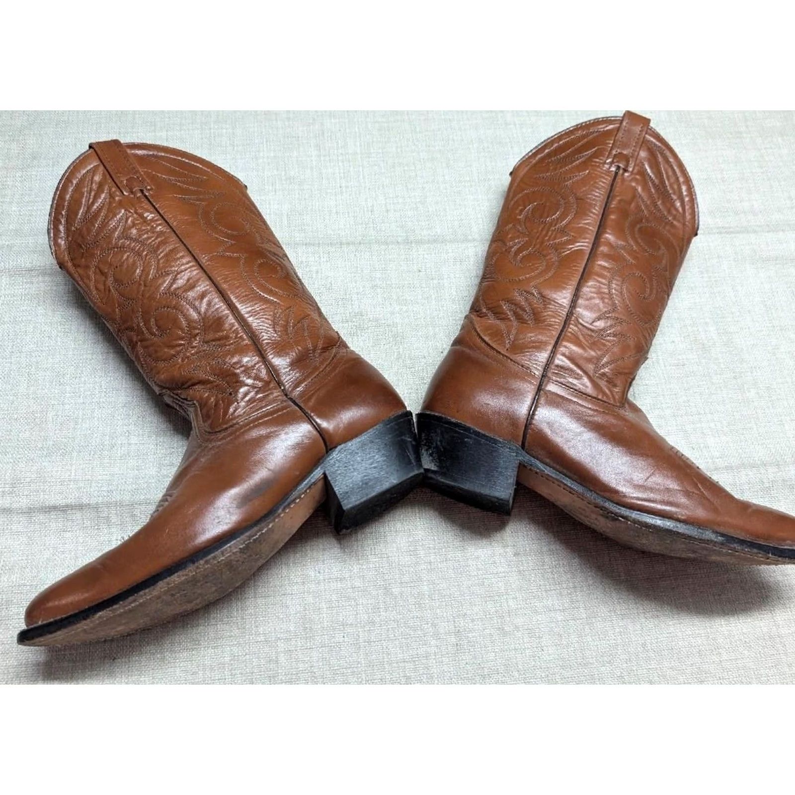 Dan Post VINTAGE Western leather COWBOY BOOTS Dan Post Mens 9 D Brown Leather 14" tall Mens Boots 1980s Size US 9 / EU 42 - 6 Thumbnail
