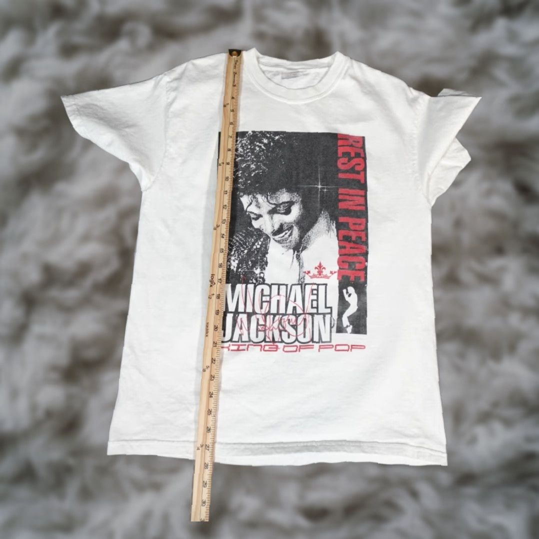 Port & Company VINTAGE Michael Jackson King Of Pop Graphic Print T Shirt Mens M White Slim Music 2000s Cotton Size US M / EU 48-50 / 2 - 6 Thumbnail