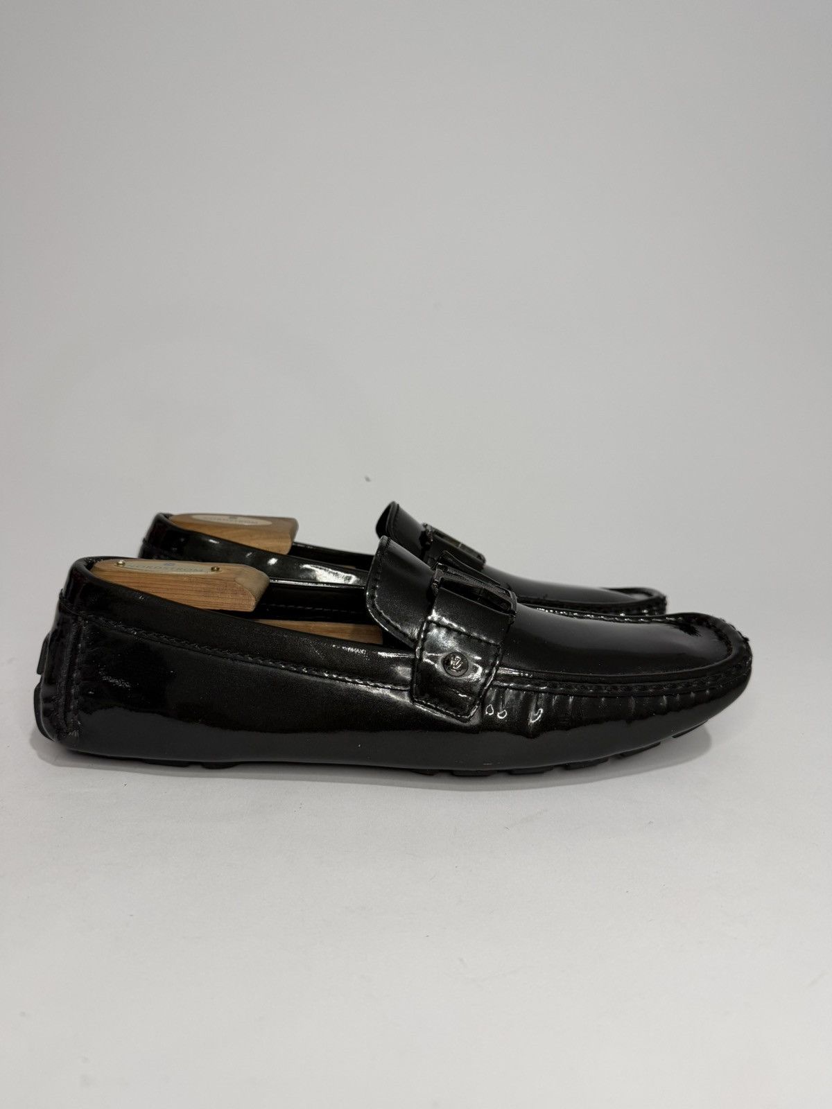 Louis Vuitton Louis Vuitton Black Patent Leather Monte Carlo Loafers Size US 9 / EU 42 - 3 Thumbnail