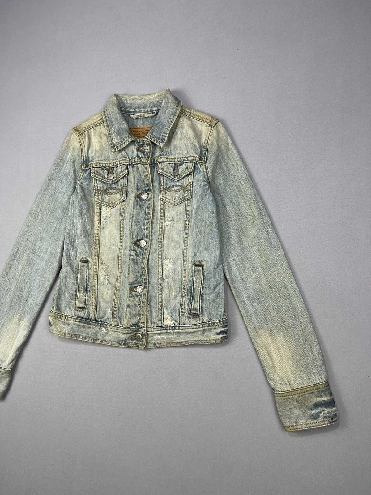 Abercrombie & Fitch ABERCROMBIE FITCH Distressed Wash Denim Jacket Size M / US 6-8 / IT 42-44 - 2 Thumbnail