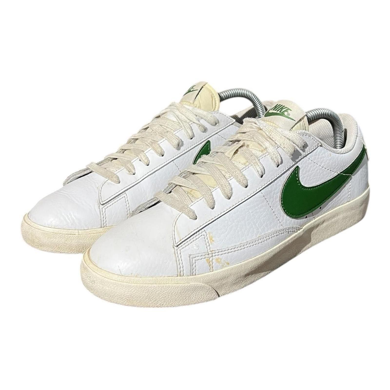 Nike Nike Blazer Low Top Pine Green & White Size US 8.5 / EU 41-42 - 2 Thumbnail