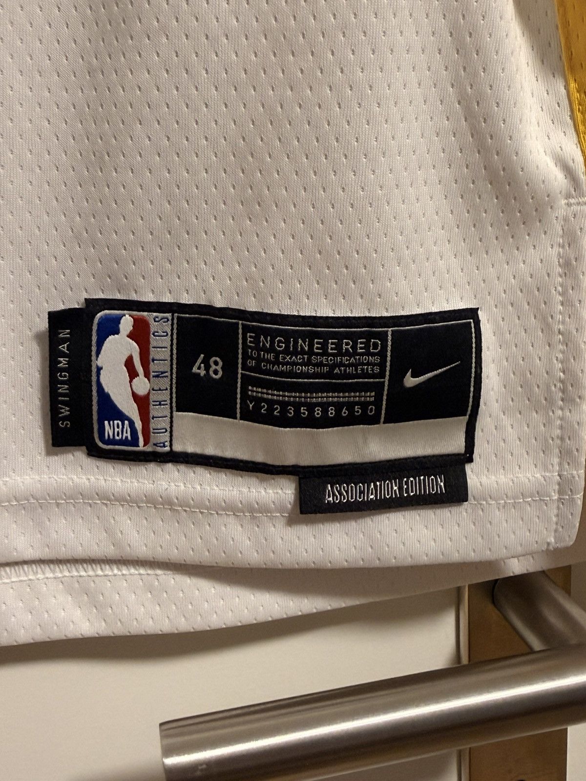 Nike Nike Association Edition Authentic White Steph Curry Jersey Size US L / EU 52-54 / 3 - 4 Thumbnail