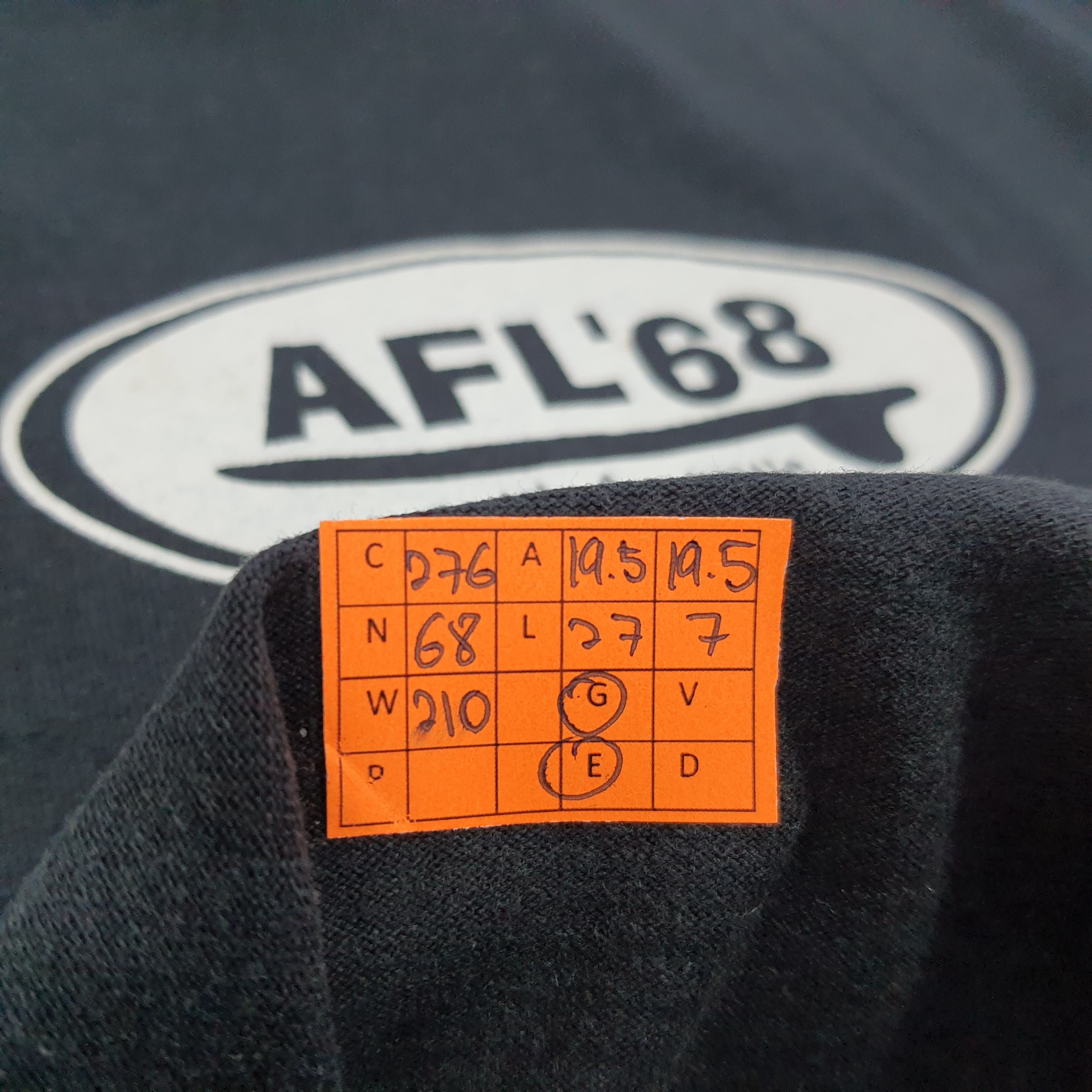 Vintage Vintage Y2K Surf AFL'68 Surfing Graphic T-Shirt C276N68 Size US M / EU 48-50 / 2 - 9 Thumbnail