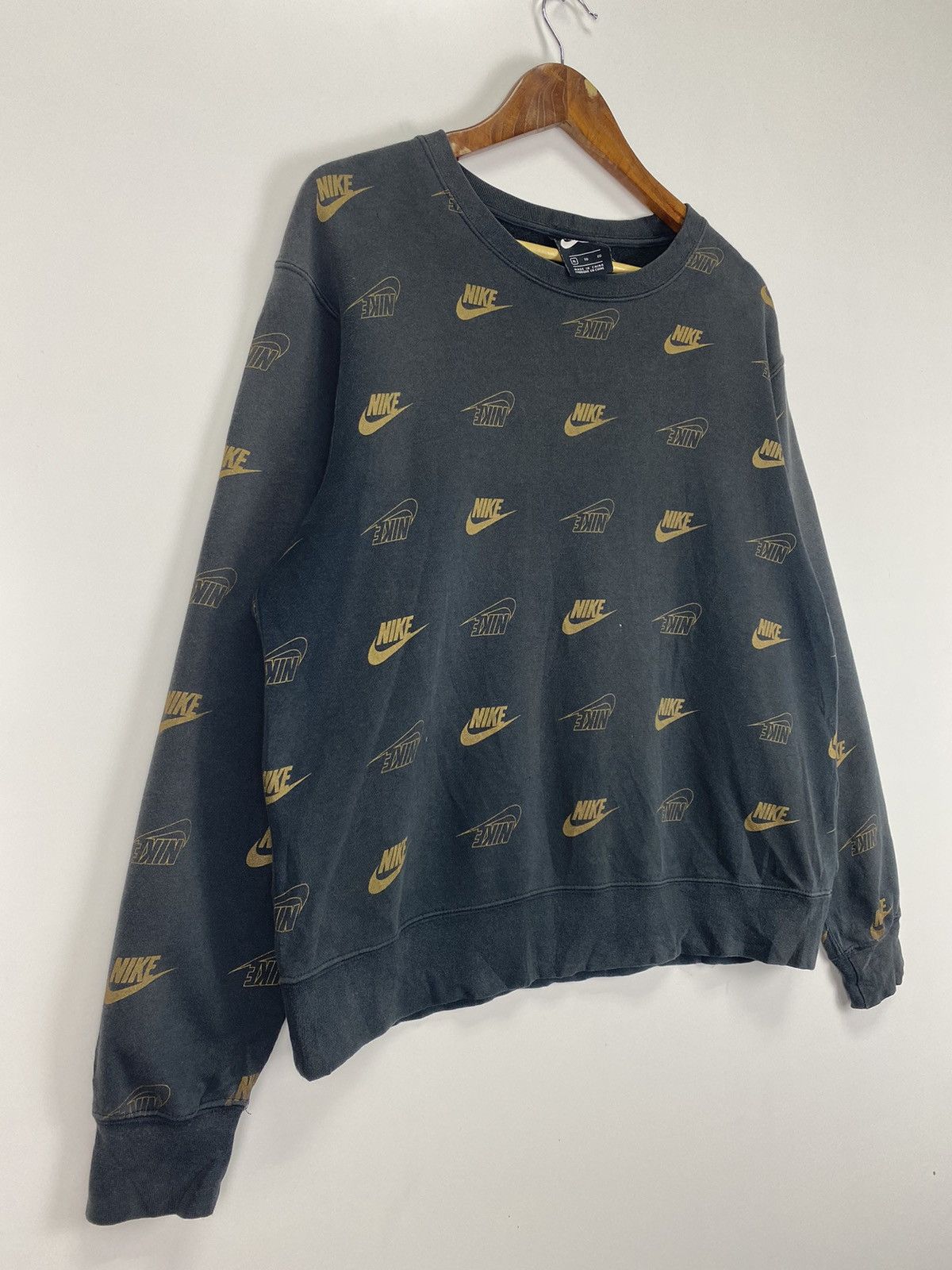 Nike Nike All Logo sweatshirt Size US XL / EU 56 / 4 - 5 Thumbnail