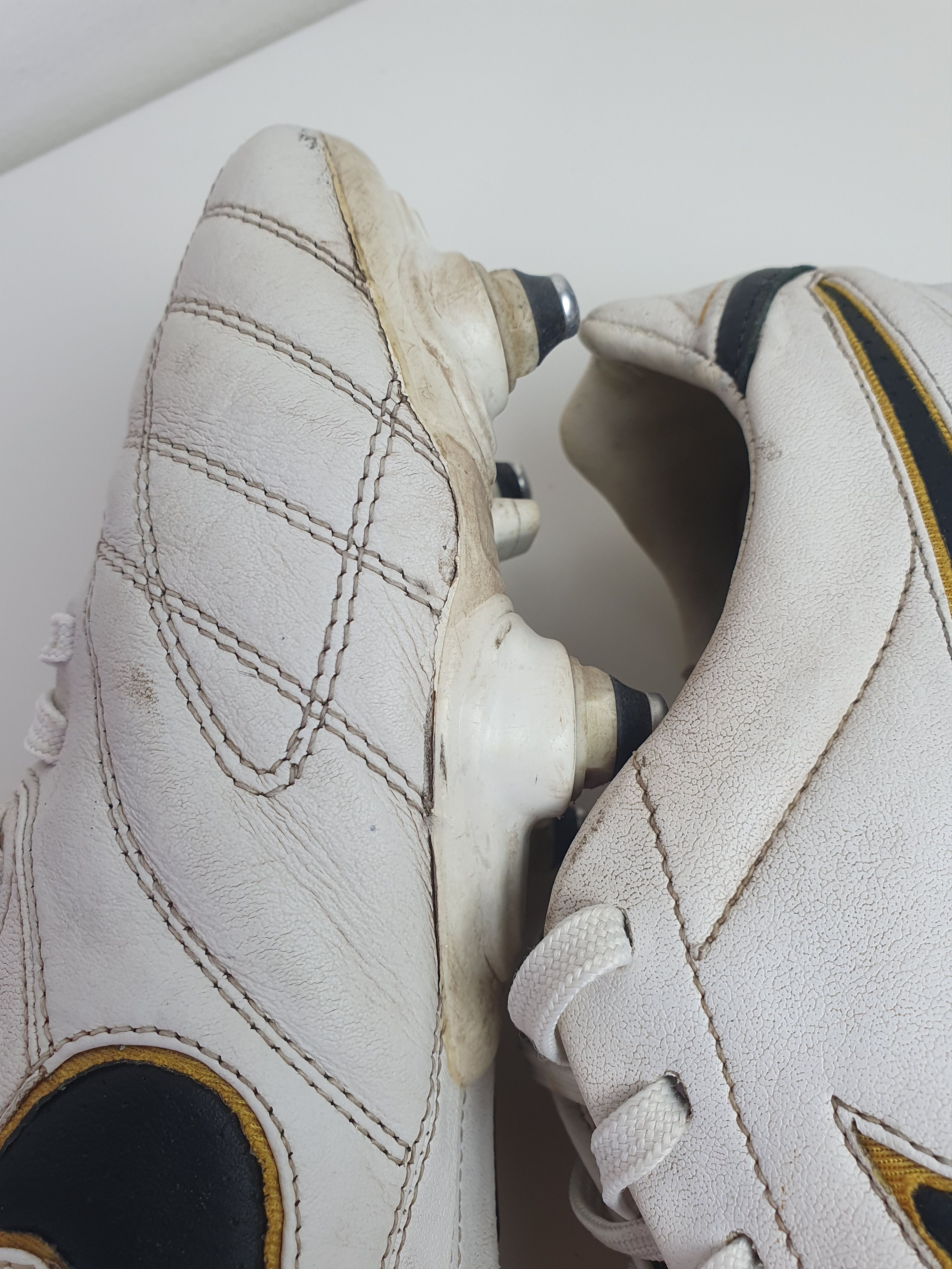 Nike Football Boots Rare Nike Tiempo Legend Size UK8 White Size US 9 / EU 42 - 5 Thumbnail