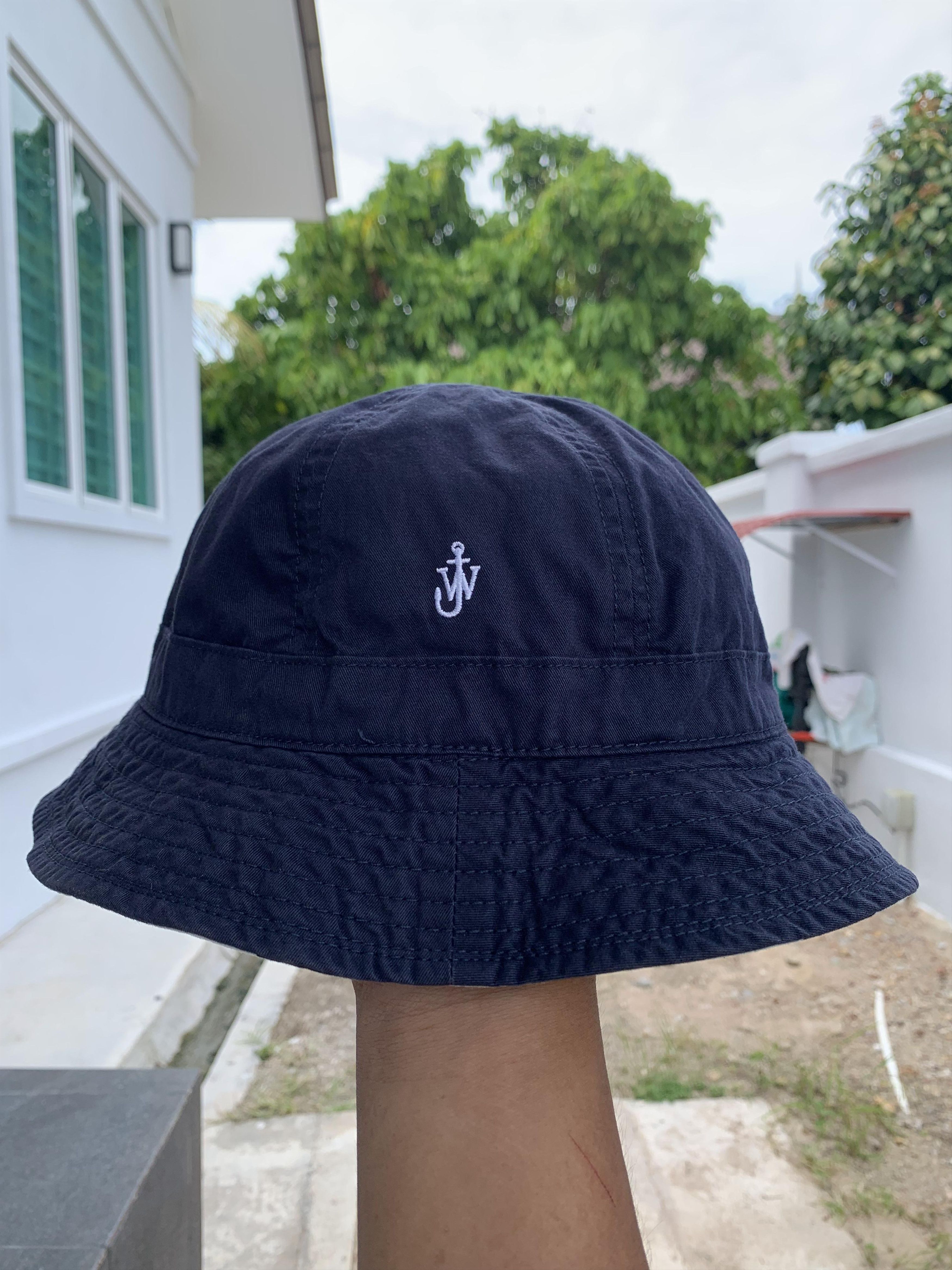 JW Anderson × Japanese Brand × Uniqlo JW Anderson Uniqlo Reversible Bucket hat Size ONE SIZE - 3 Thumbnail