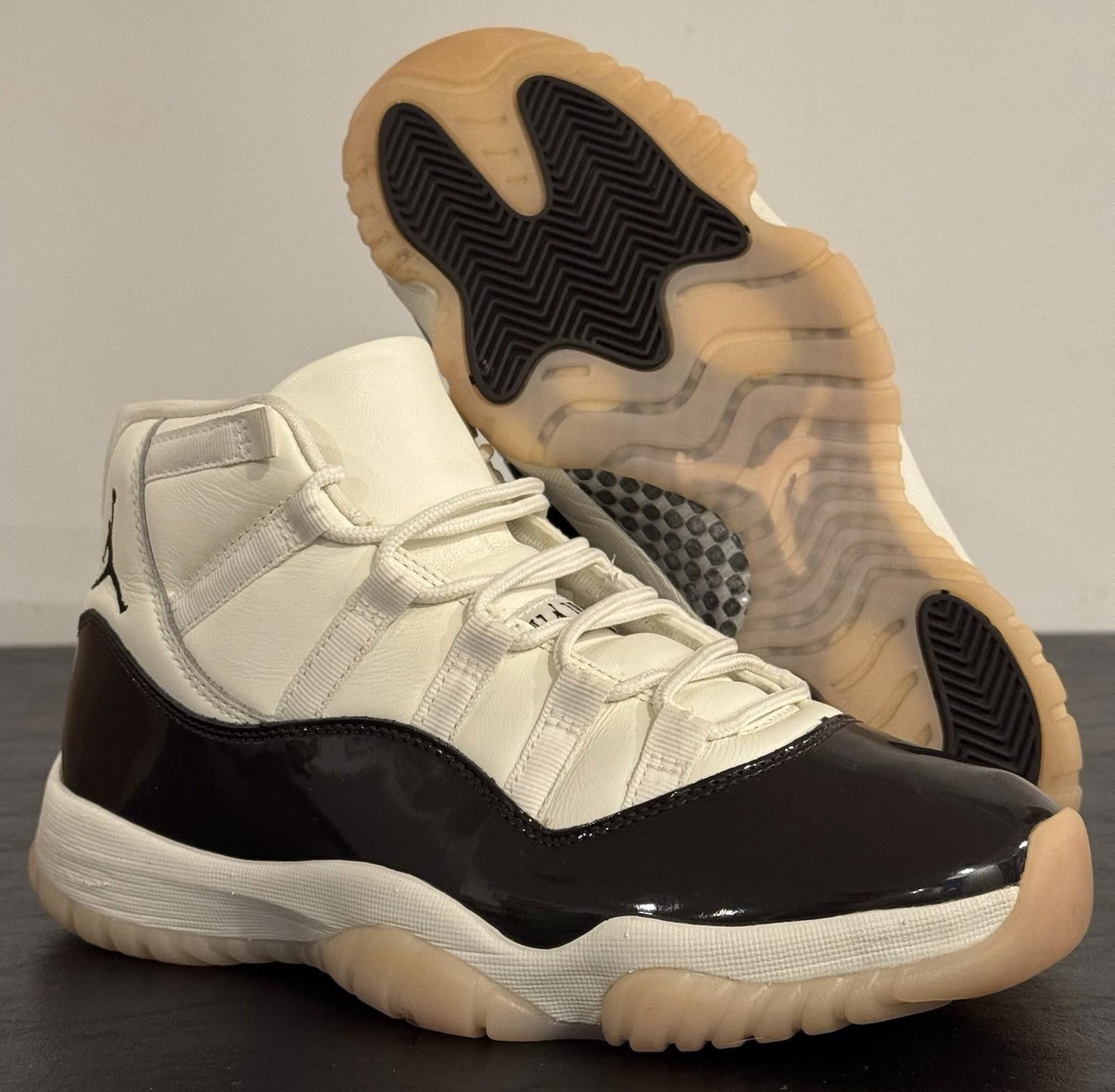 Jordan Brand Size 9 - Jordan 11 Retro Mid Neapolitan W Size US 9 / IT 39 - 6 Thumbnail