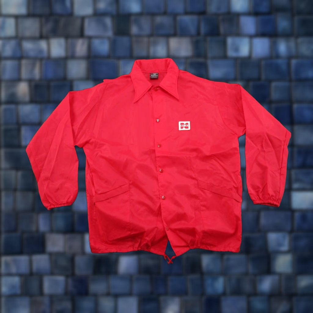 Vintage VINTAGE Hilton 80s Bomber Jacket Men XL Red Satin Nylon Snap Up Casual Shirt Hanf? Size US XL / EU 56 / 4 - 1 Thumbnail
