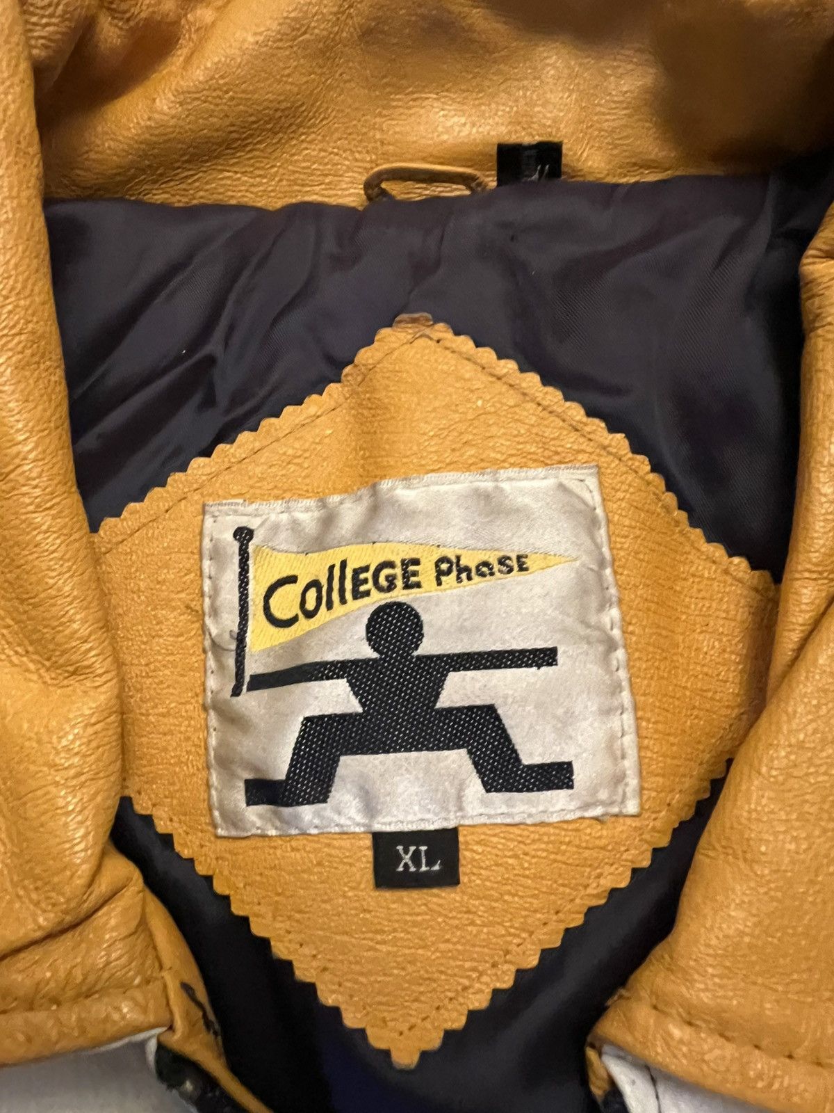 Vintage Michigan Umich leather jacket vintage size xl college phase Size US XL / EU 56 / 4 - 3 Thumbnail