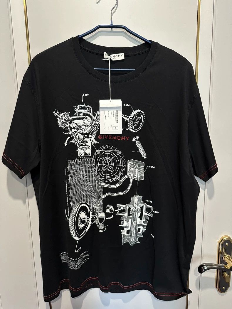 Givenchy Givenchy Short Sleeve Size US XL / EU 56 / 4 - 1 Thumbnail