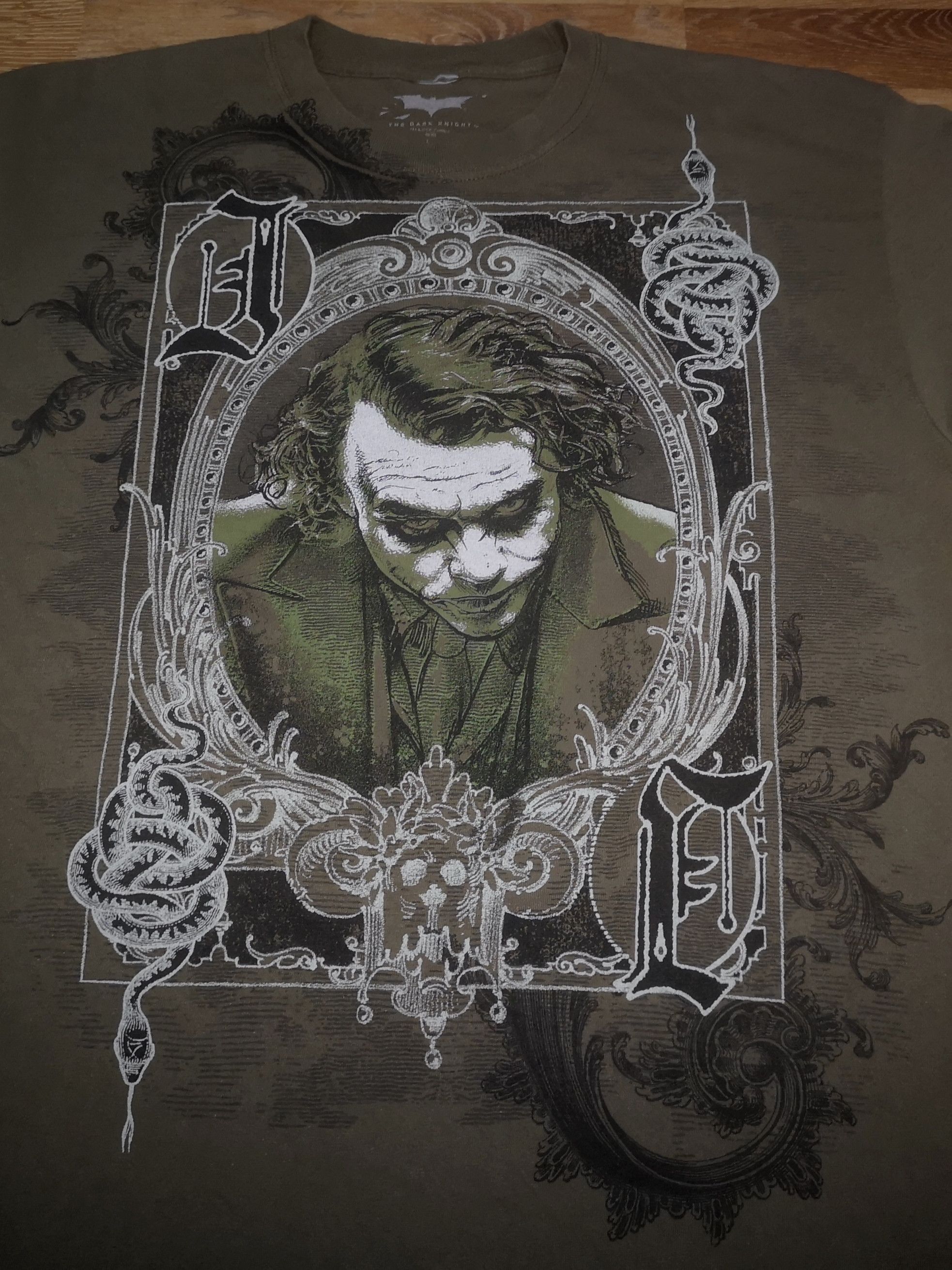 DC Comics × Vintage Vintage y2k Joker Photo T Shirt The Dark Knight Promo Batman Size US L / EU 52-54 / 3 - 4 Thumbnail