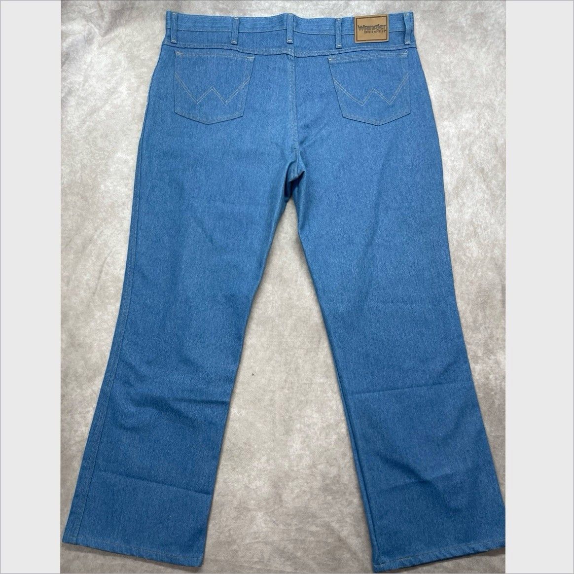 Wrangler Vintage Wrangler 39056LB Jeans Relaxed Fit 44x30 Stretch New Size US 44 / EU 60 - 1 Thumbnail