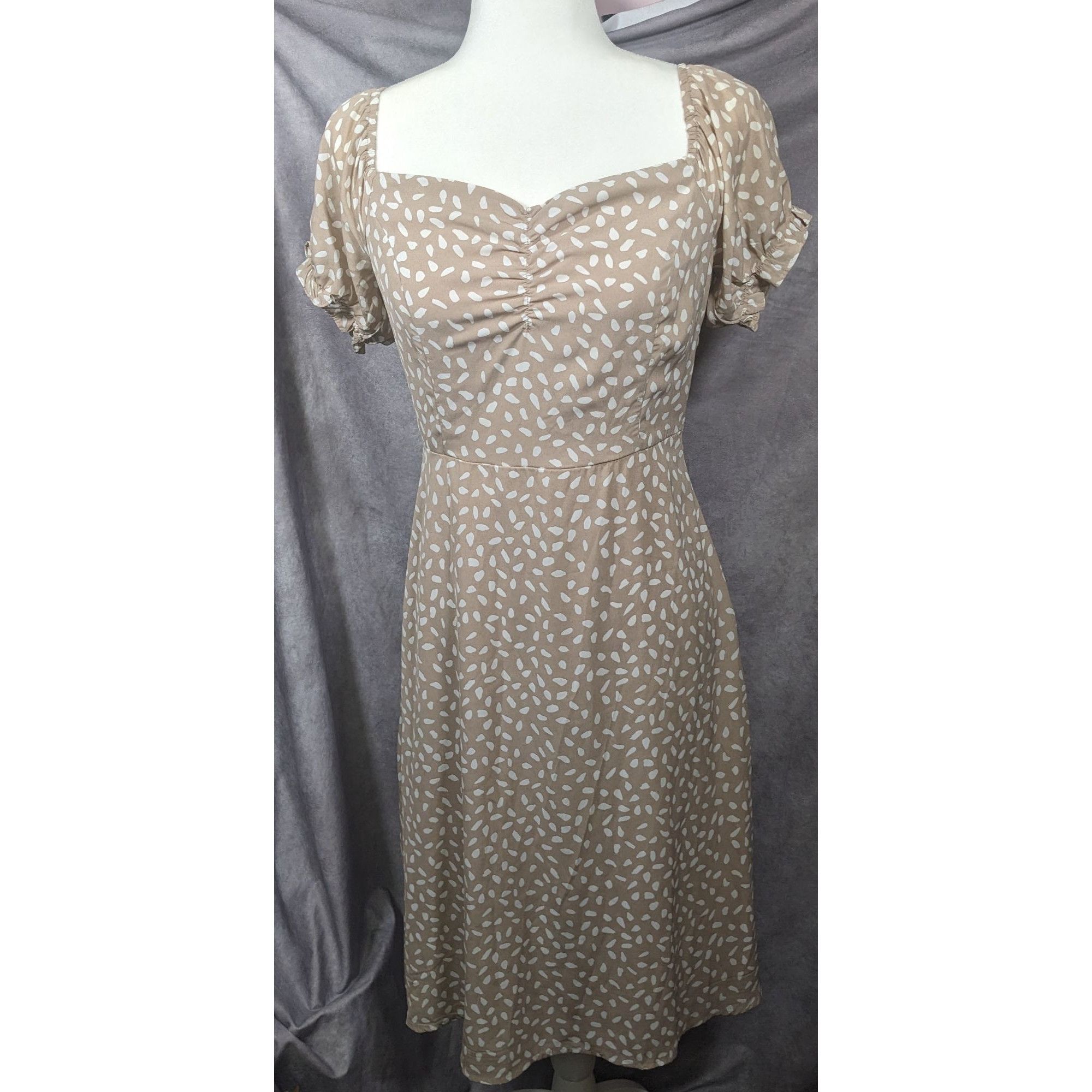 Other She + Sky Beige With White Pips Puffy Sleeve Dress Size M / US 6-8 / IT 42-44 - 6 Thumbnail
