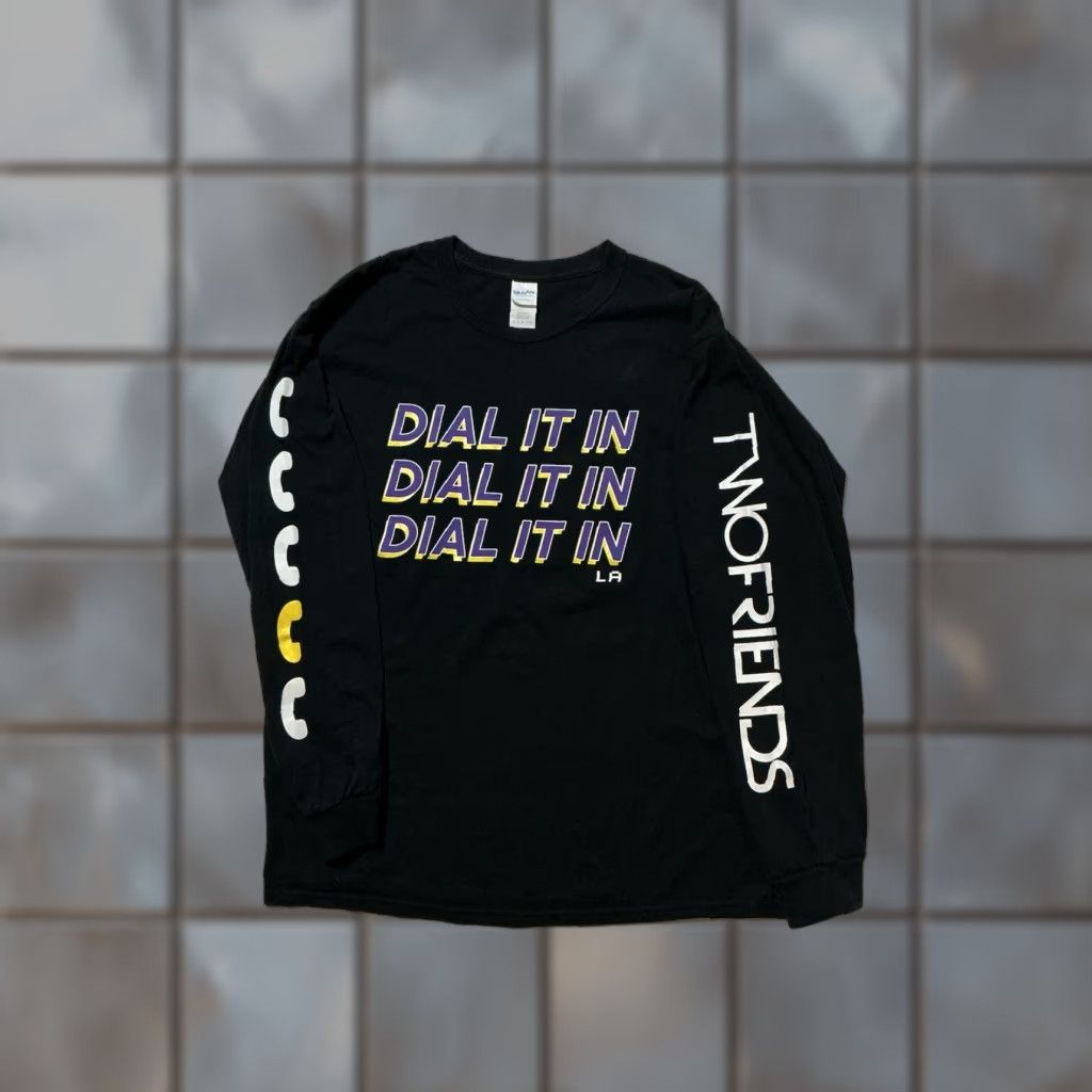 Gildan Dial It In x Two Friends Los Angeles DJ House Dance Official Merch L/S T-Shirt L Black Mens Gildan Painted Angel Graphic Size US L / EU 52-54 / 3 - 1 Thumbnail