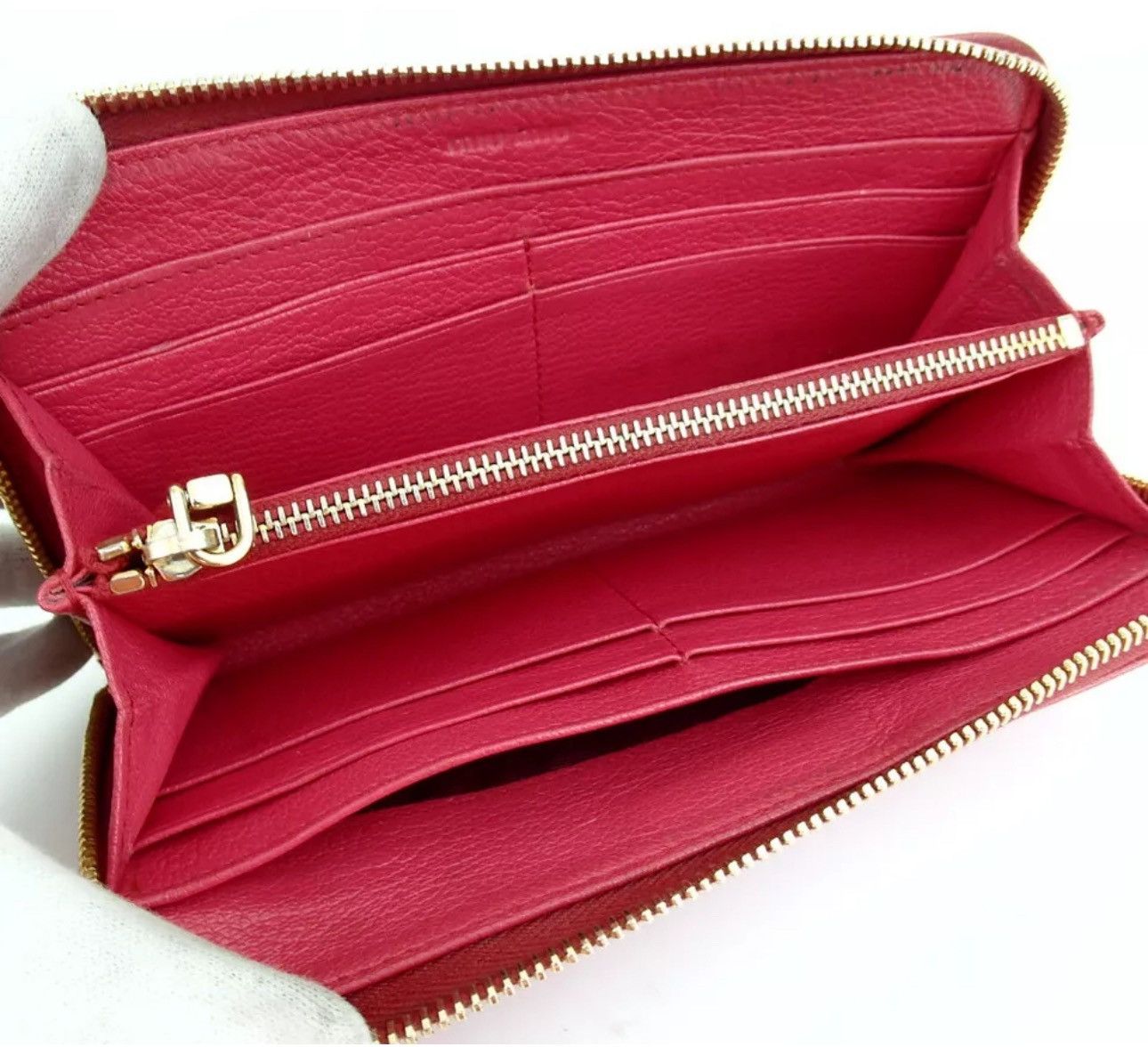 Miu Miu Authentic miu miu 5M0506 Zip around purse leather Size ONE SIZE - 10 Thumbnail