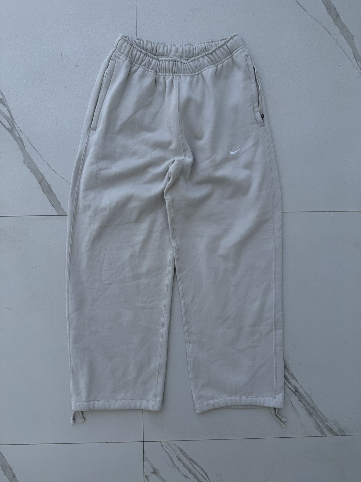 Nike Nike Solo Swoosh Open Hem Sweatpants Size US 32 / EU 48 - 1 Thumbnail