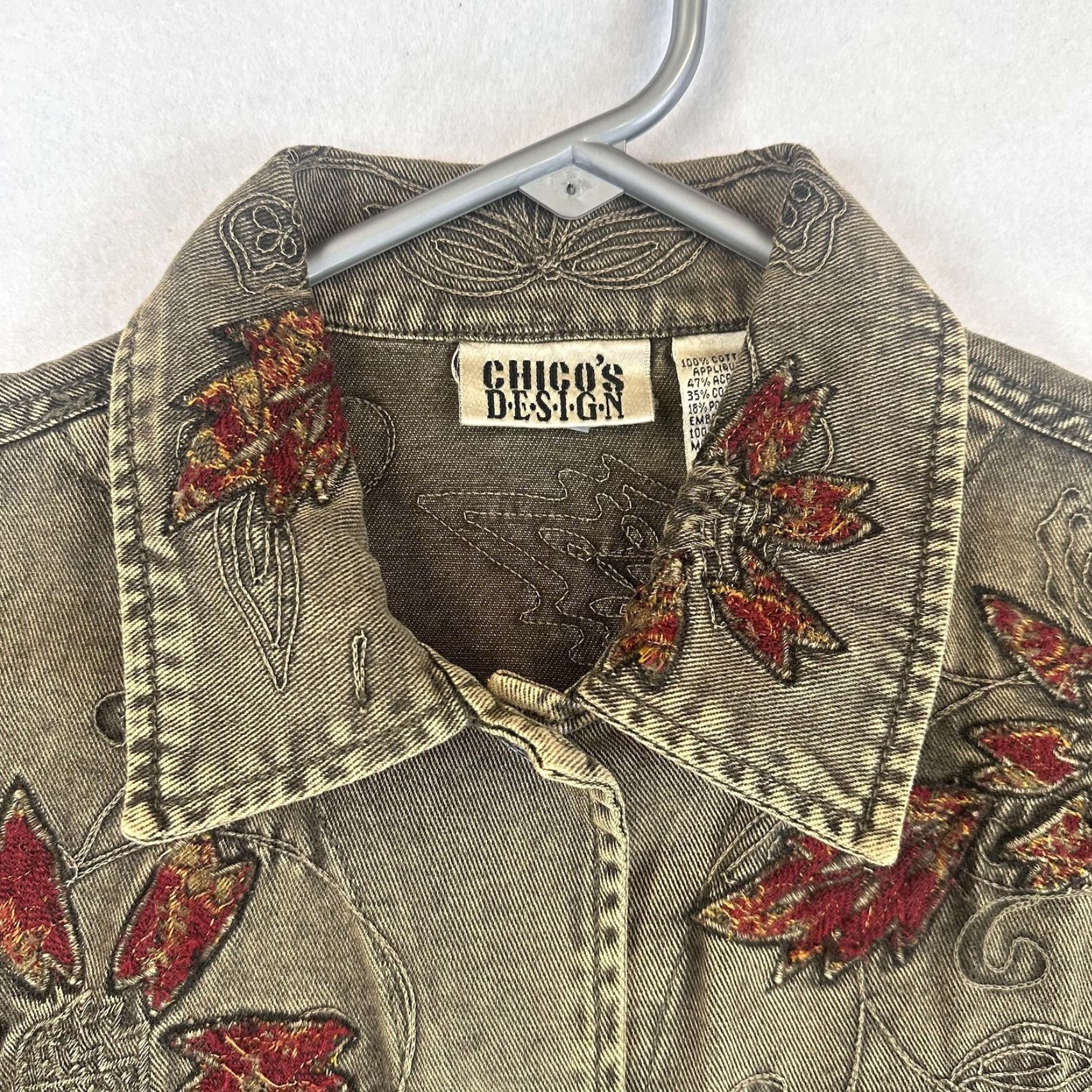 Vintage Chico's Jacket Womens 0 Small Khaki Floral Embroidered Denim Button Collared Pockets Short Size XS / US 0-2 / IT 36-38 - 4 Thumbnail