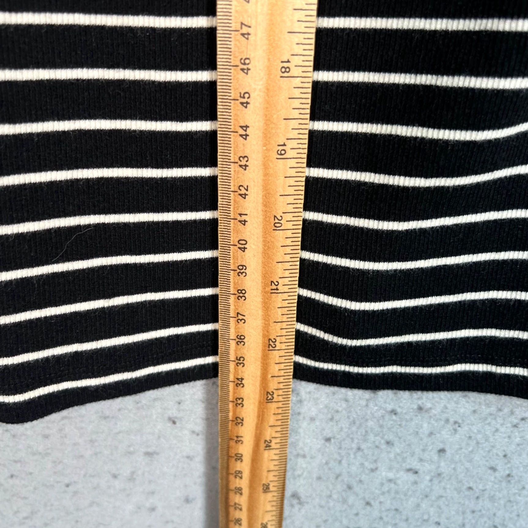 Gap Gap Womens Size Medium Black & White Striped Long Sleeve T Shirt Size M / US 6-8 / IT 42-44 - 6 Thumbnail