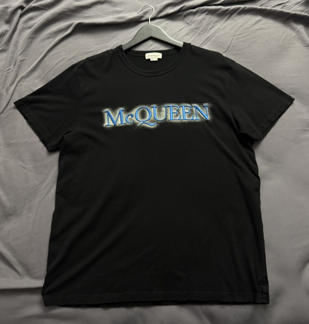 Alexander McQueen Alexander McQueen Logo Printed Tshirt Size US S / EU 44-46 / 1 - 1 Thumbnail