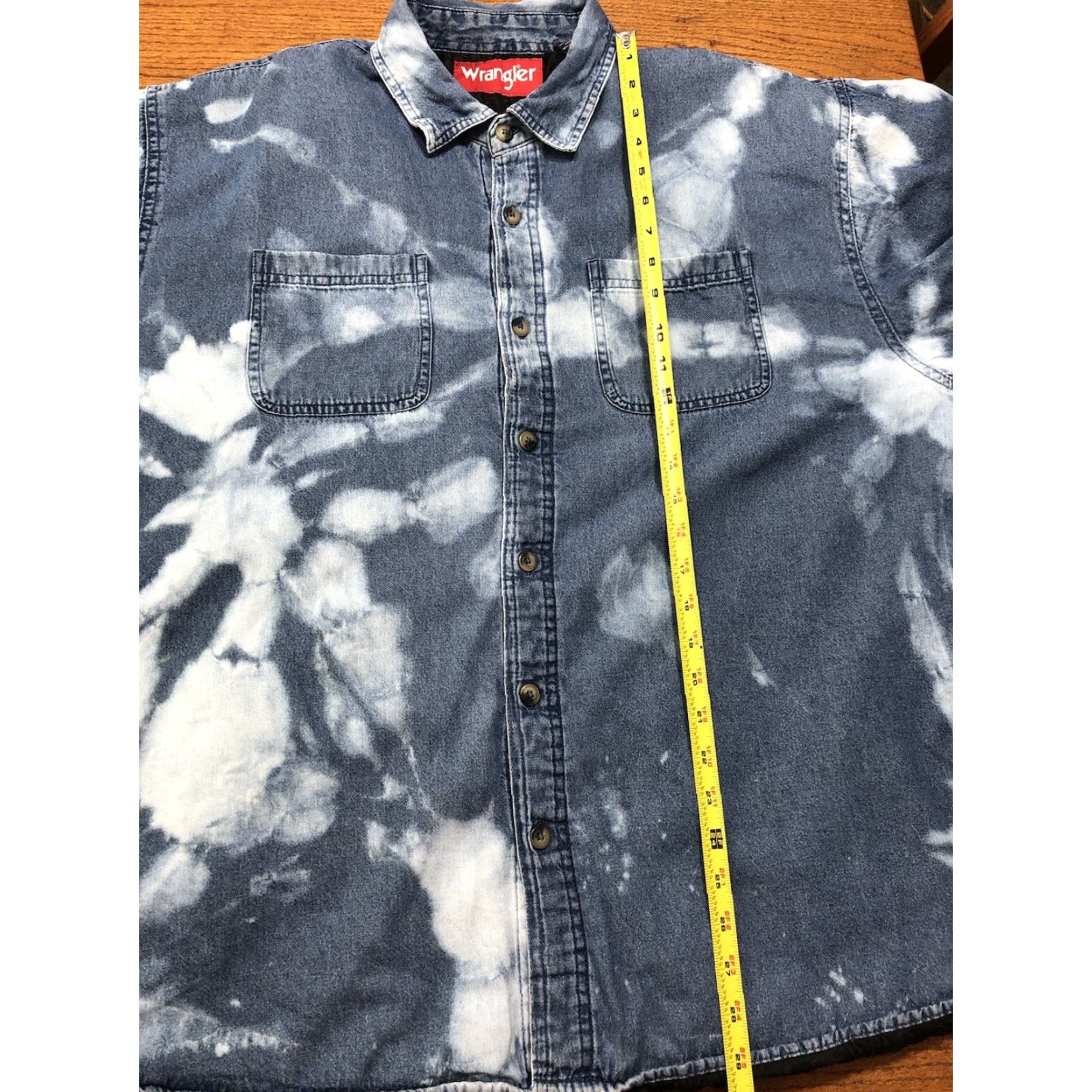 Wrangler Wrangler Shacket Men XL Denim Shirt Jacket Quilt Pockets Tie Dye Acid Wash 90s 80s Grunge Jacket Mens XL Denim Blue Wool? Size US XL / EU 56 / 4 - 7 Thumbnail
