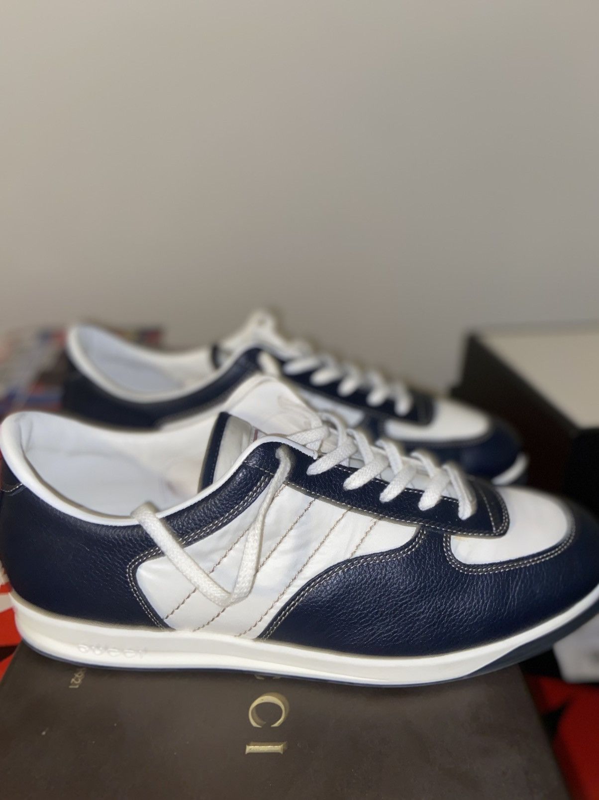 Gucci Gucci Low Top Leather Sneakers Navy Size US 12 / EU 45 - 2 Thumbnail