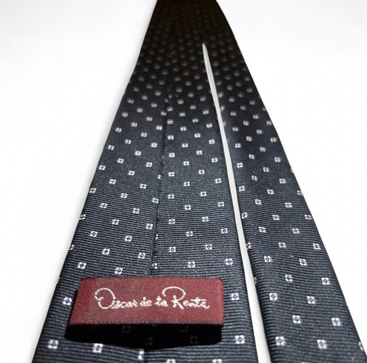 Oscar De La Renta 🔥Free Shipping Oscar De La Renta🔥 Size ONE SIZE - 4 Thumbnail