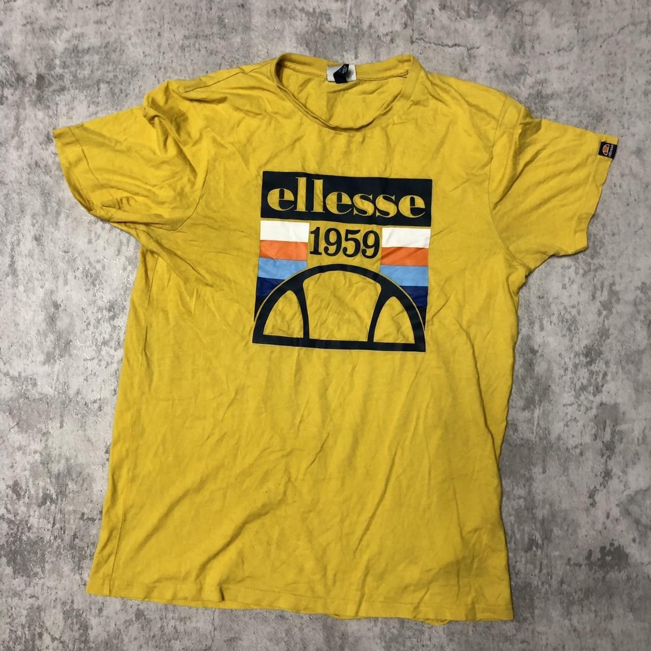 Ellesse Yellow Ellesse vintage t-shirt Size US L / EU 52-54 / 3 - 1 Thumbnail