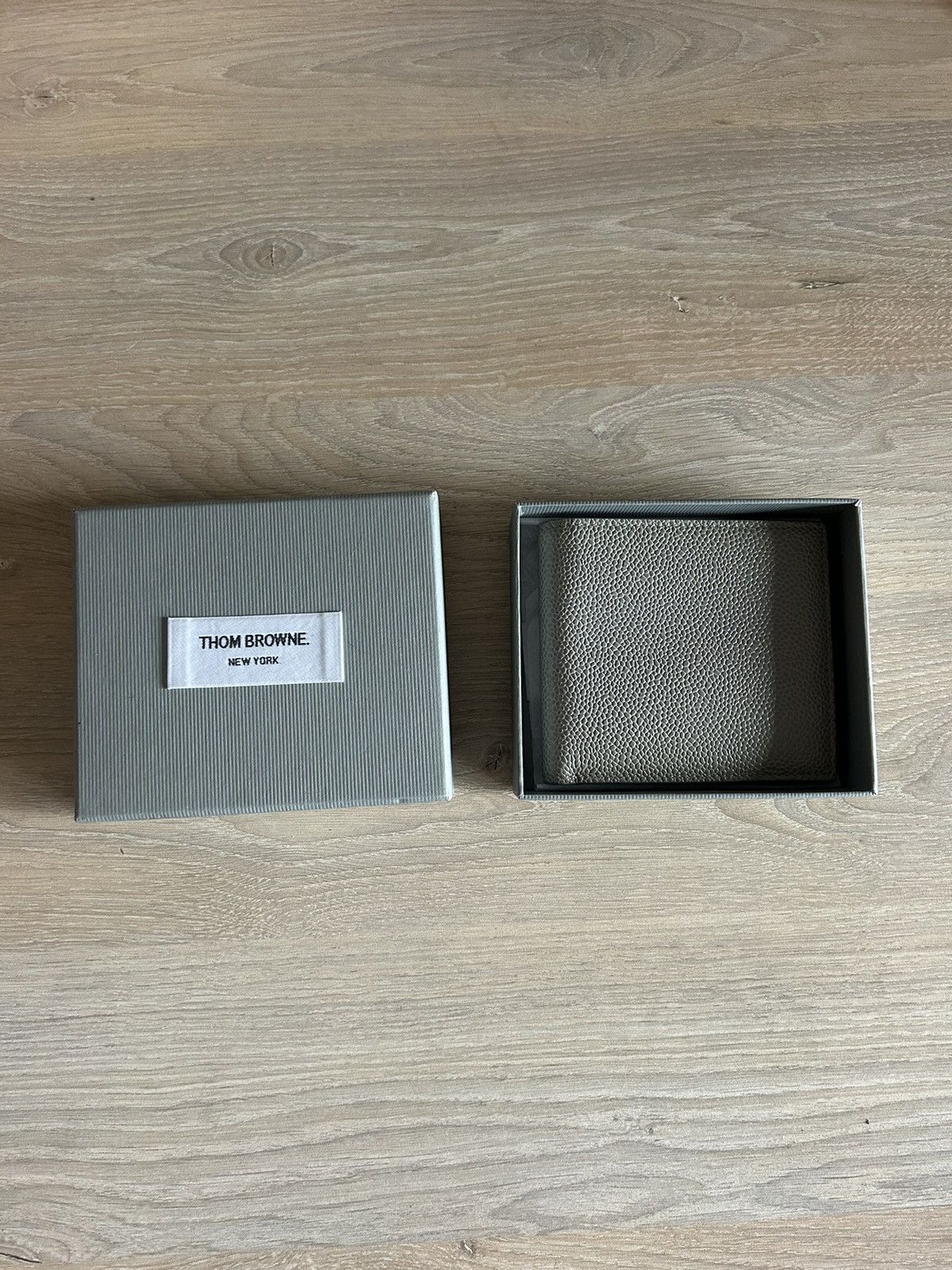 Thom Browne Bifold Grained Leather Wallet Size ONE SIZE - 3 Thumbnail