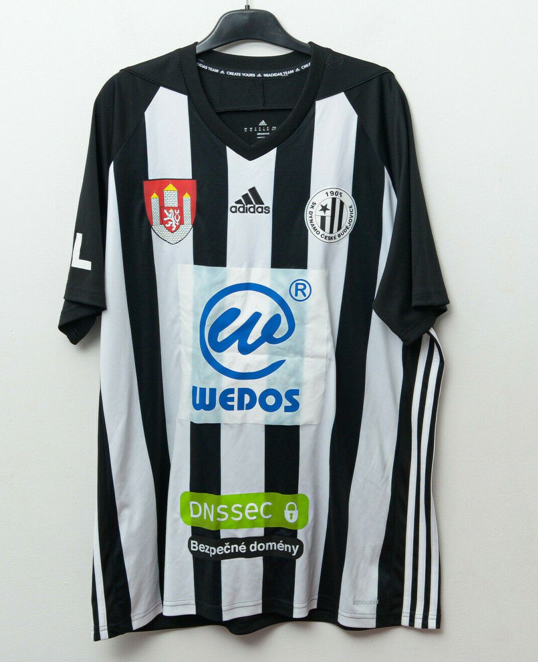 Adidas SK Dynamo Ceske Budejovice XL Home Jersey 2017 2018 Shirt Size US XL / EU 56 / 4 - 1 Thumbnail