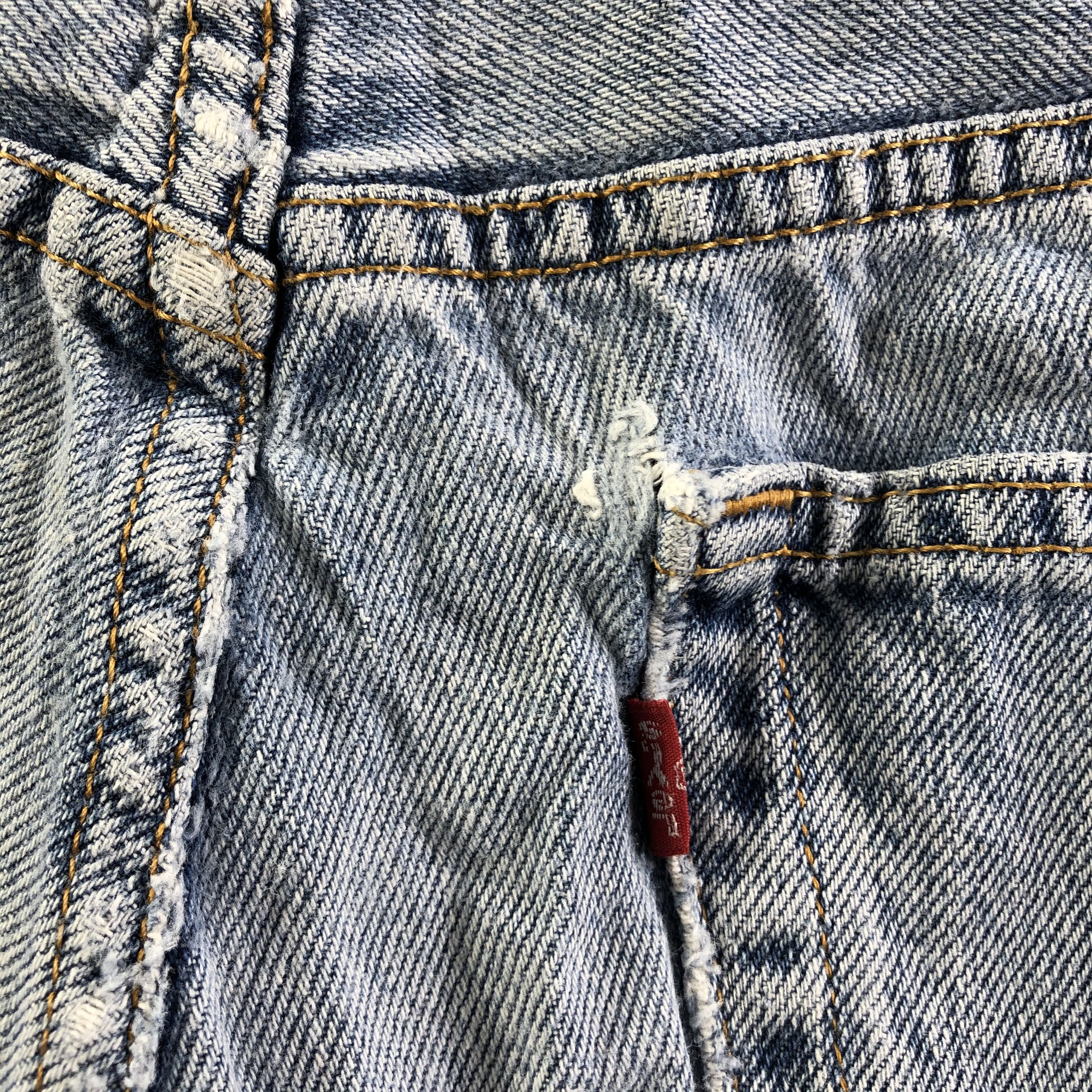 Levi's Vintage Levis 560 Jeans-J3366 Size US 37 - 8 Thumbnail