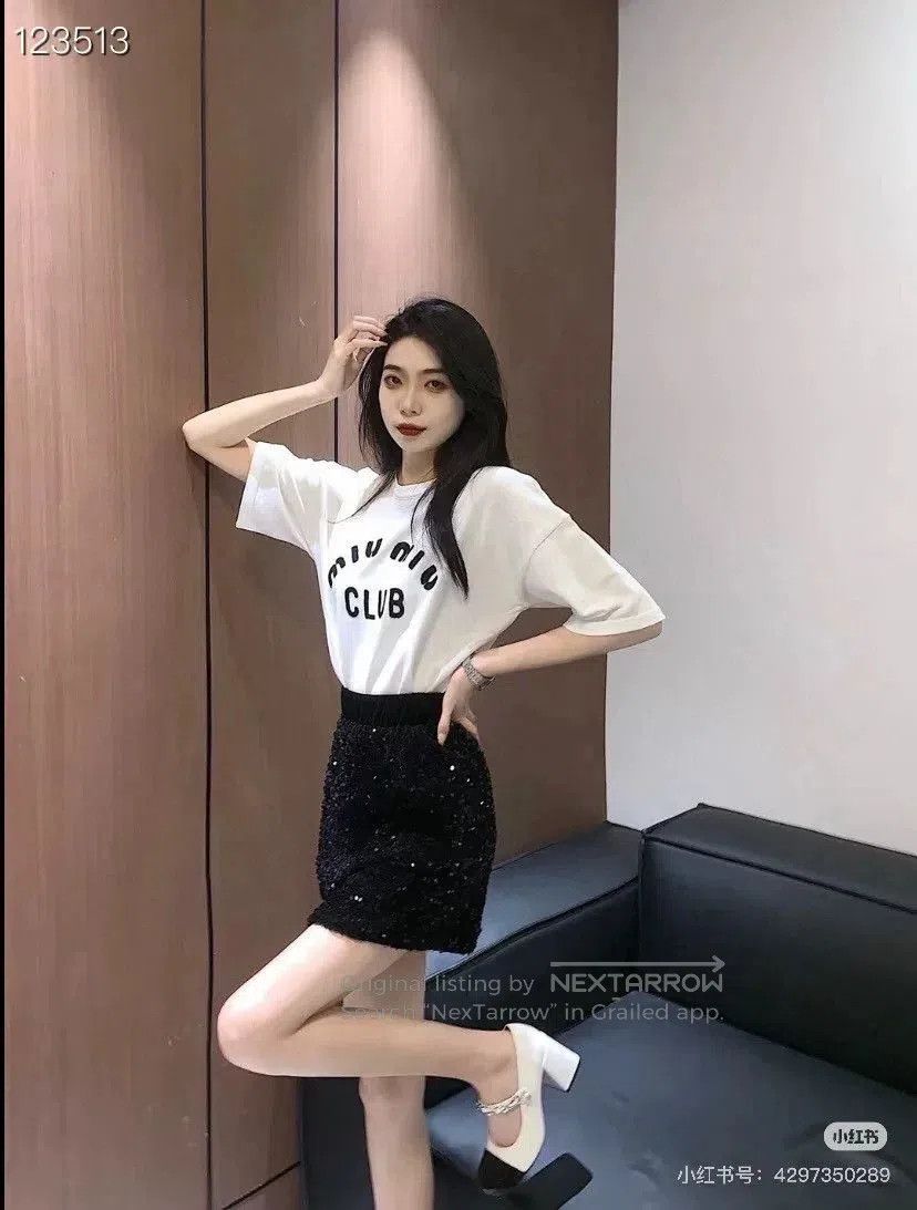 Miu Miu Miu Miu Chest Towel Embroidery Logo Tee. Size XS / US 0-2 / IT 36-38 - 7 Thumbnail
