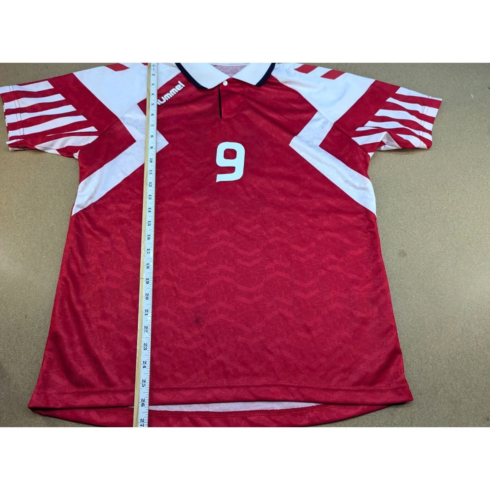 Hummel Hummel Denmark 1992 1994 Home #9 Povlsen Football Jersey Medium Red Short Sleeve Pullover T-Shirt Mens Athletic Jersey Vintage: No Size US M / EU 48-50 / 2 - 6 Thumbnail