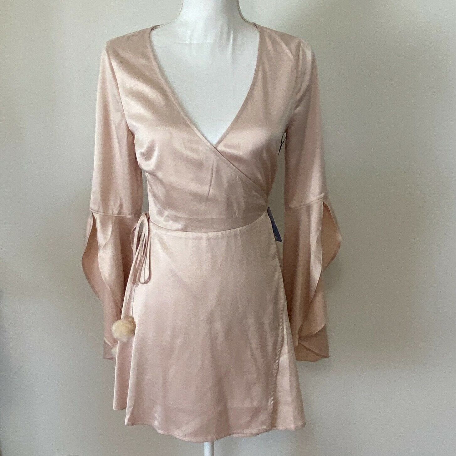 Other NWT Revolve Majorelle Satin Hex Mini Tie Wrap Bell Sleeve SM Size S / US 4 / IT 40 - 2 Thumbnail